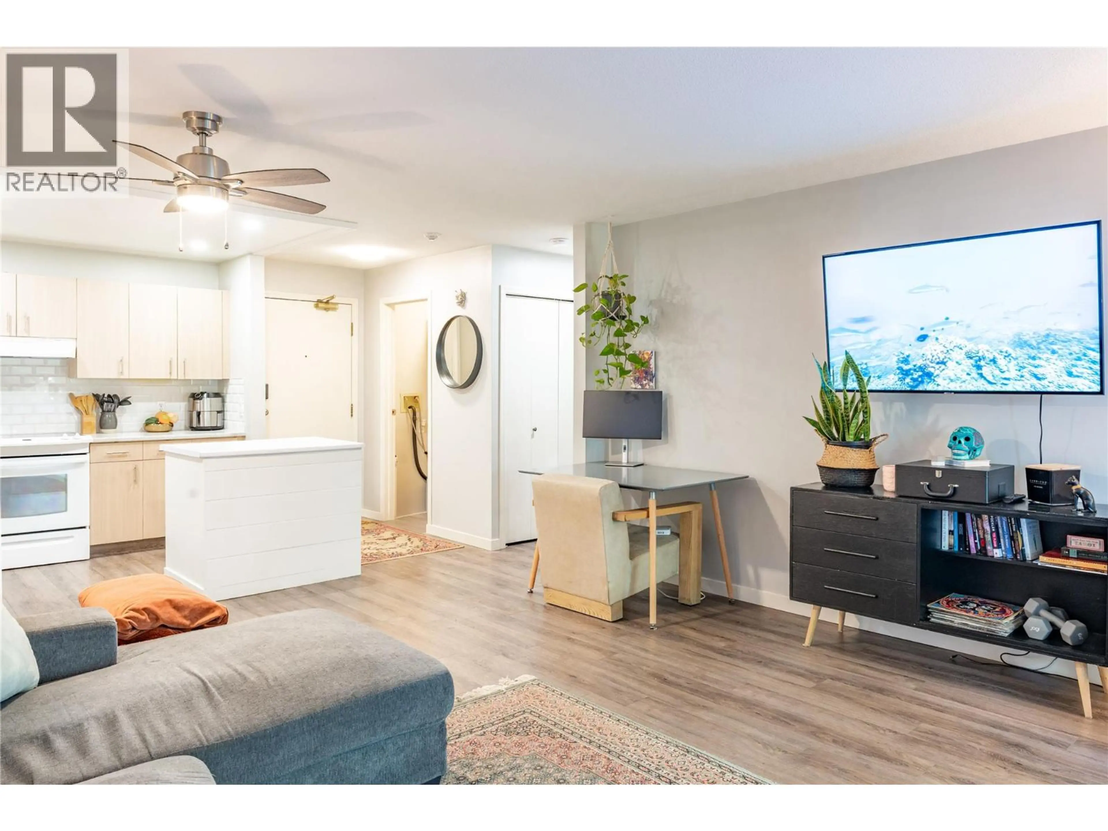 Property at #304 240 HOLLYWOOD ROAD N, Kelowna, BC