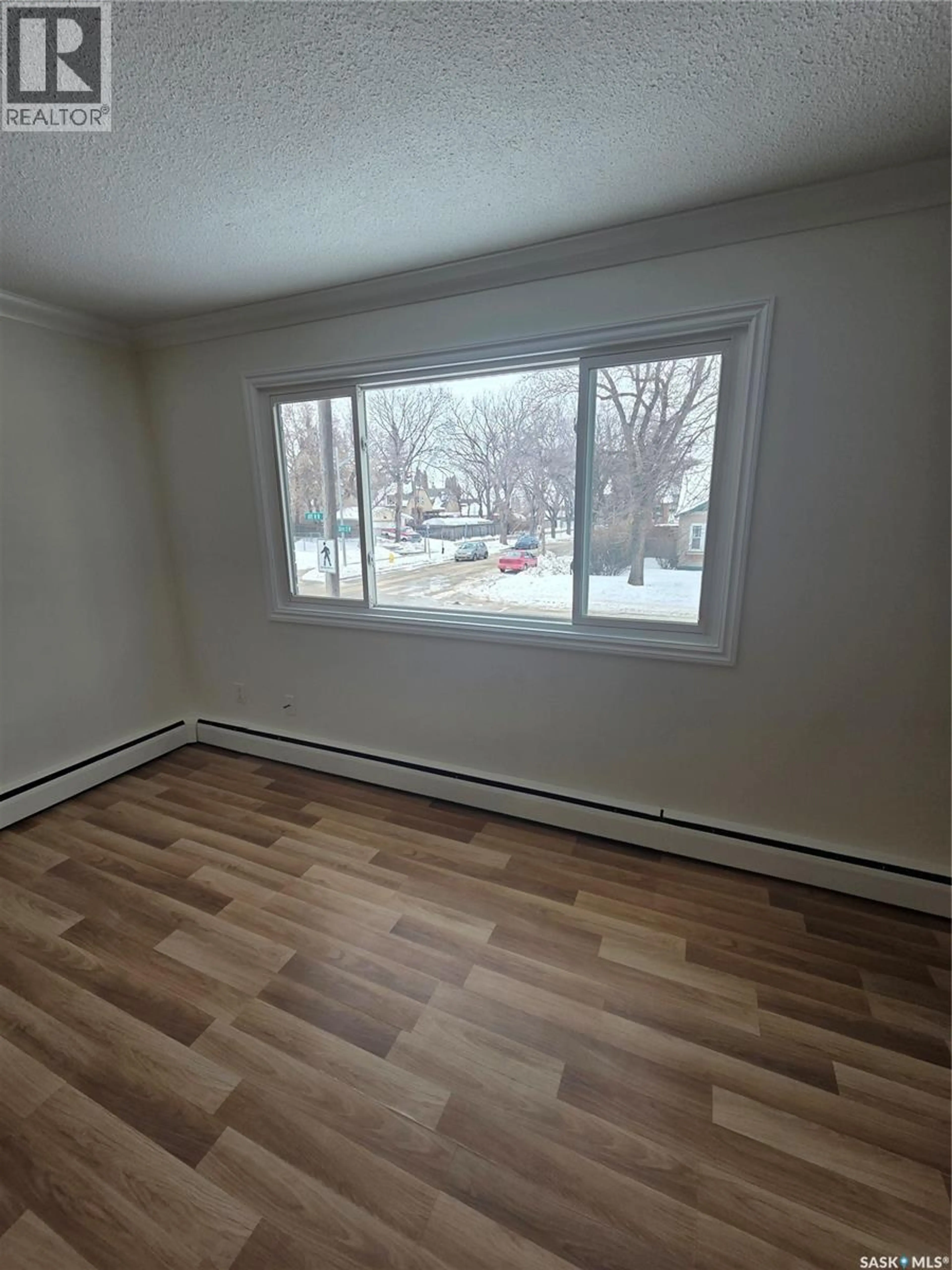 Property at #7 833 B AVENUE N, Saskatoon, SK