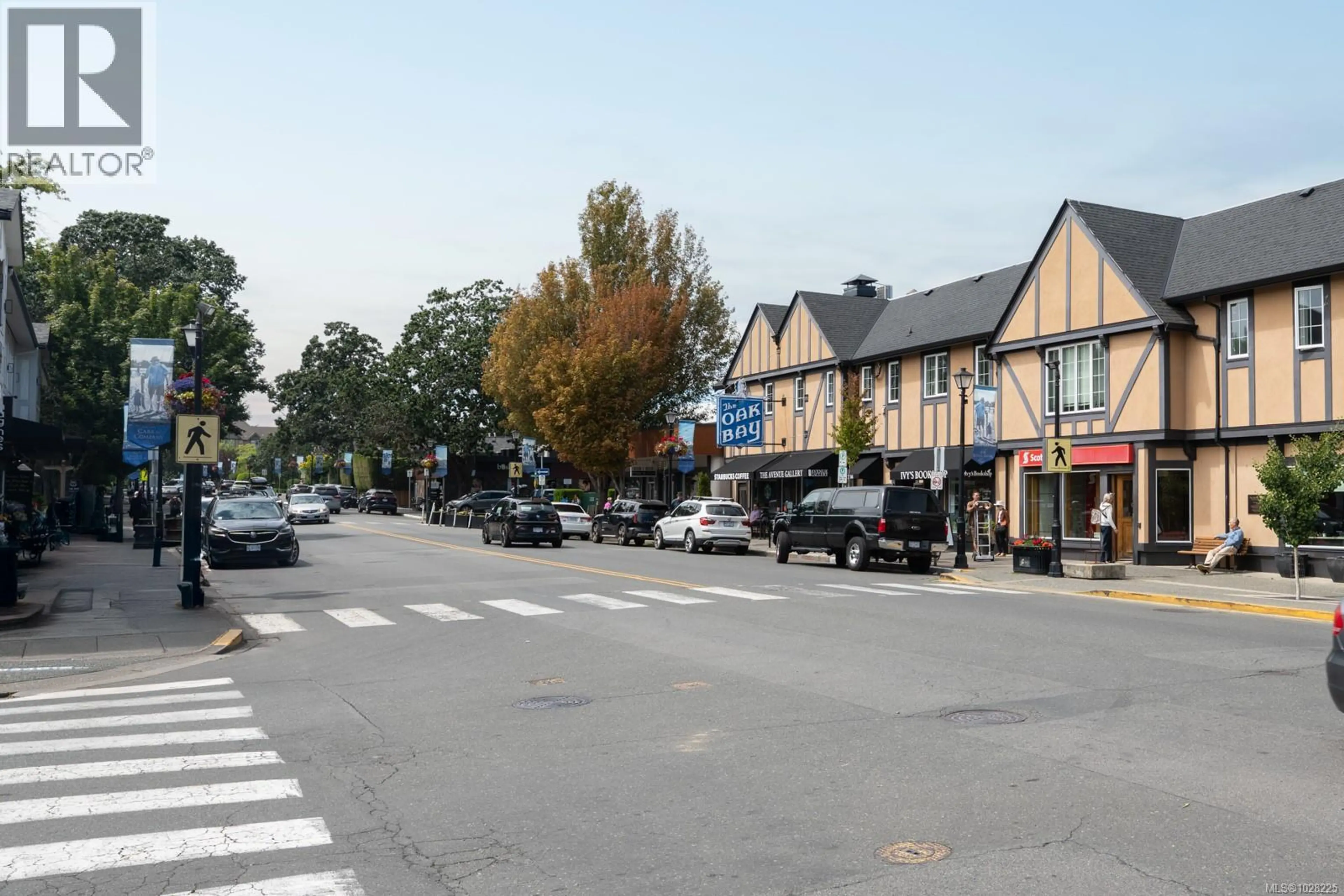 Property at 1256 OLIVER ST, Oak Bay, BC