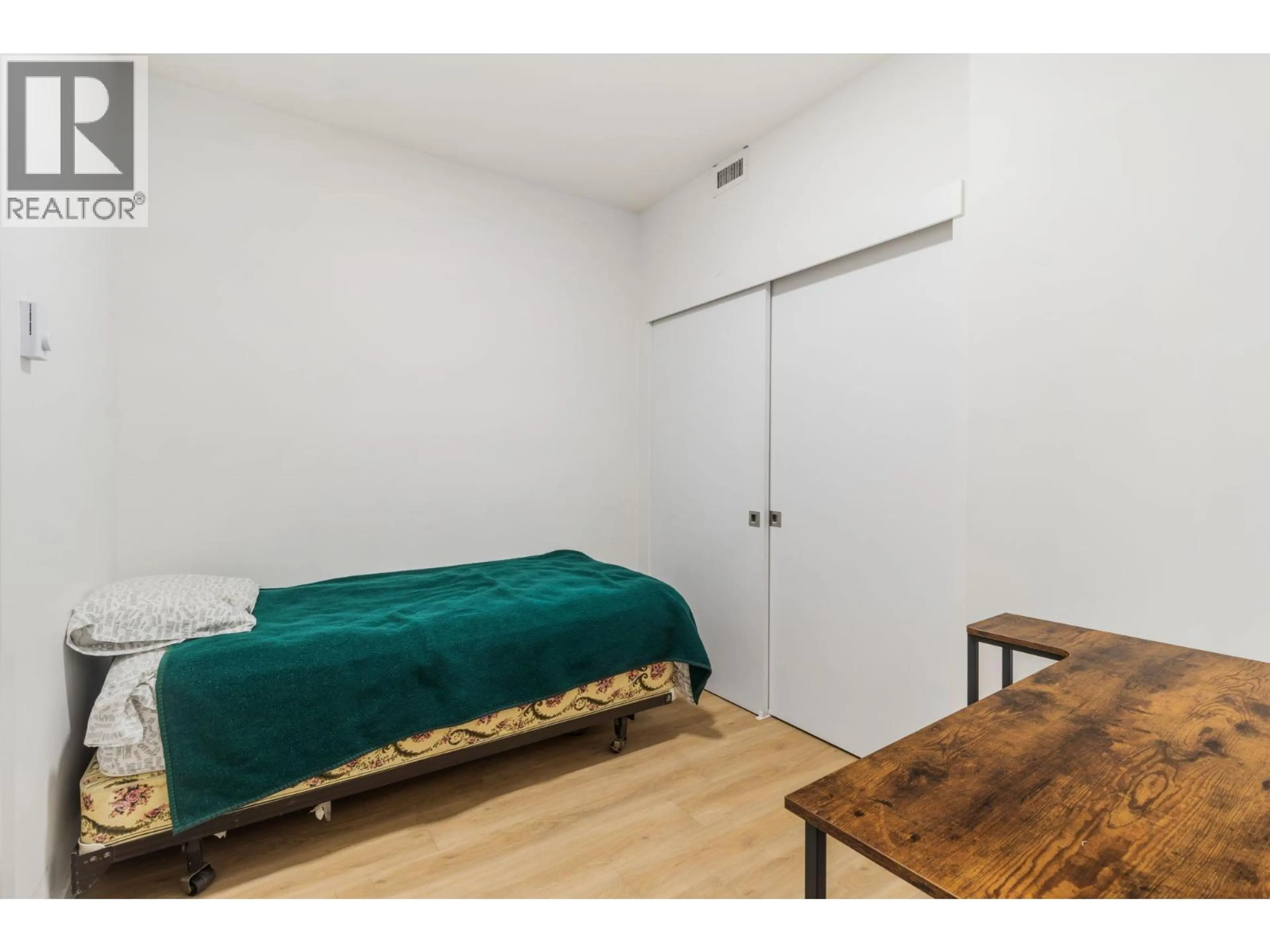 Property at #404 604 CAWSTON AVENUE, Kelowna, BC