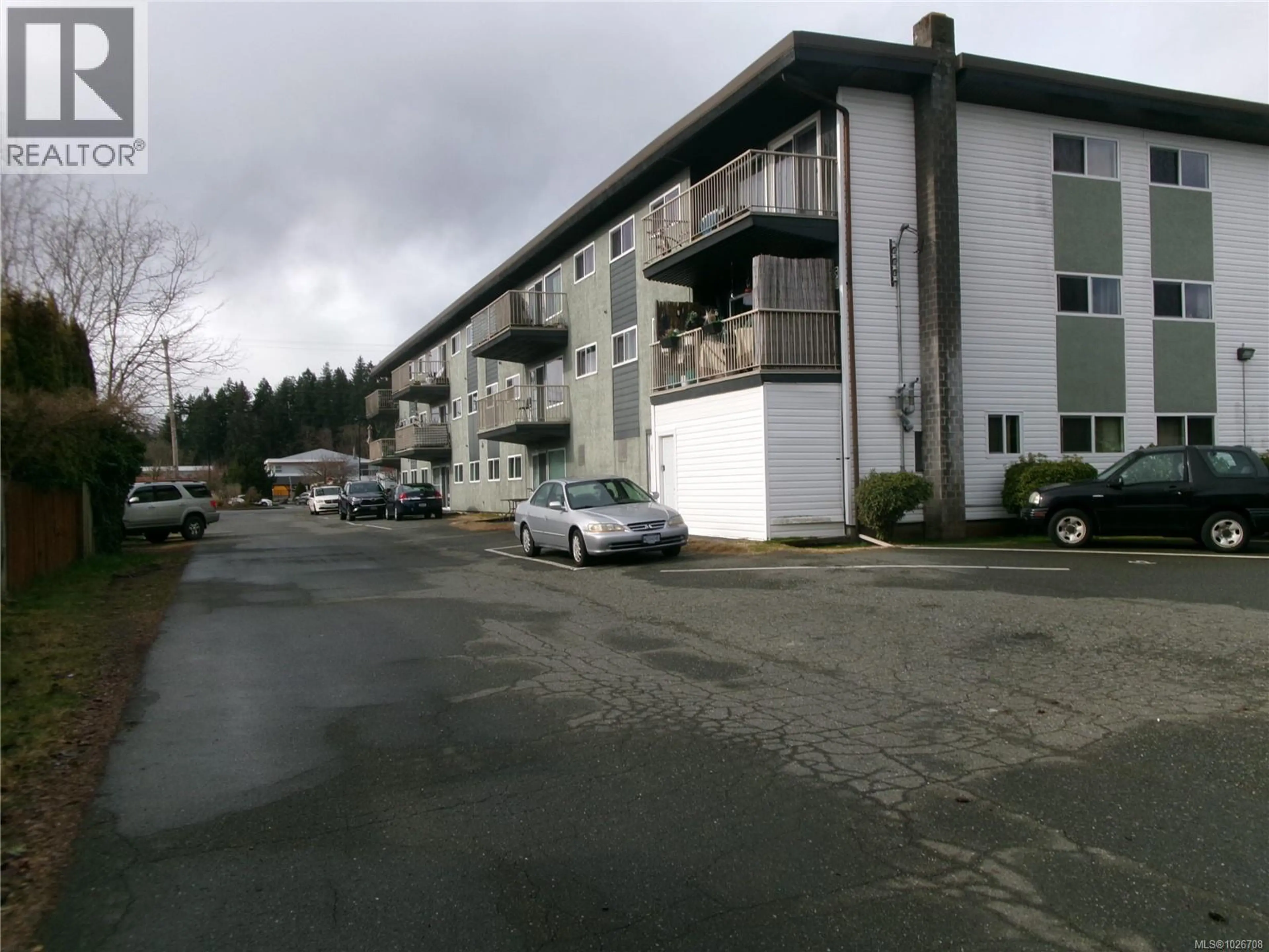 Property at 1252 9TH ST, Courtenay, BC