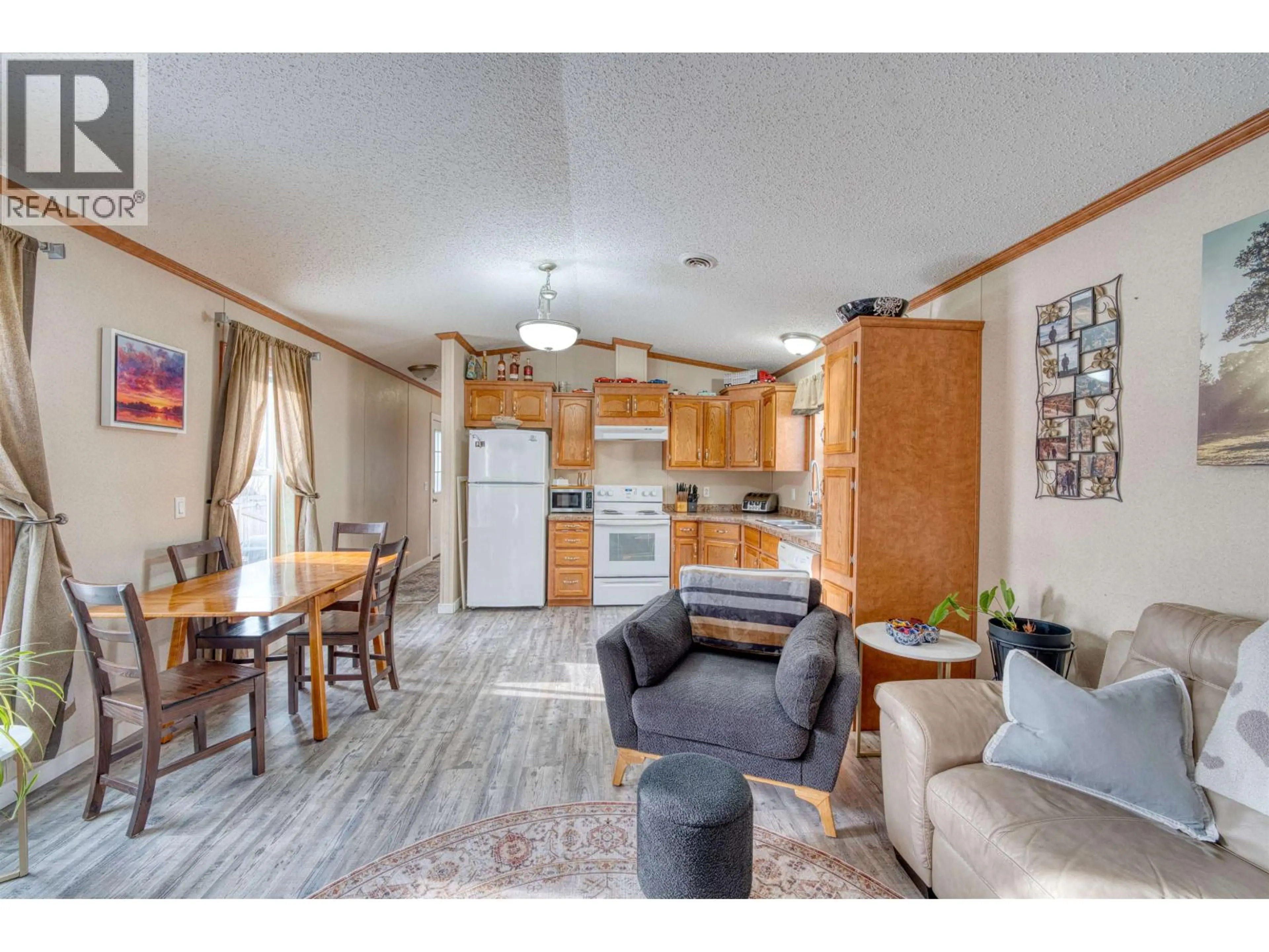 Property at 9004 76 STREET, Fort St. John, BC