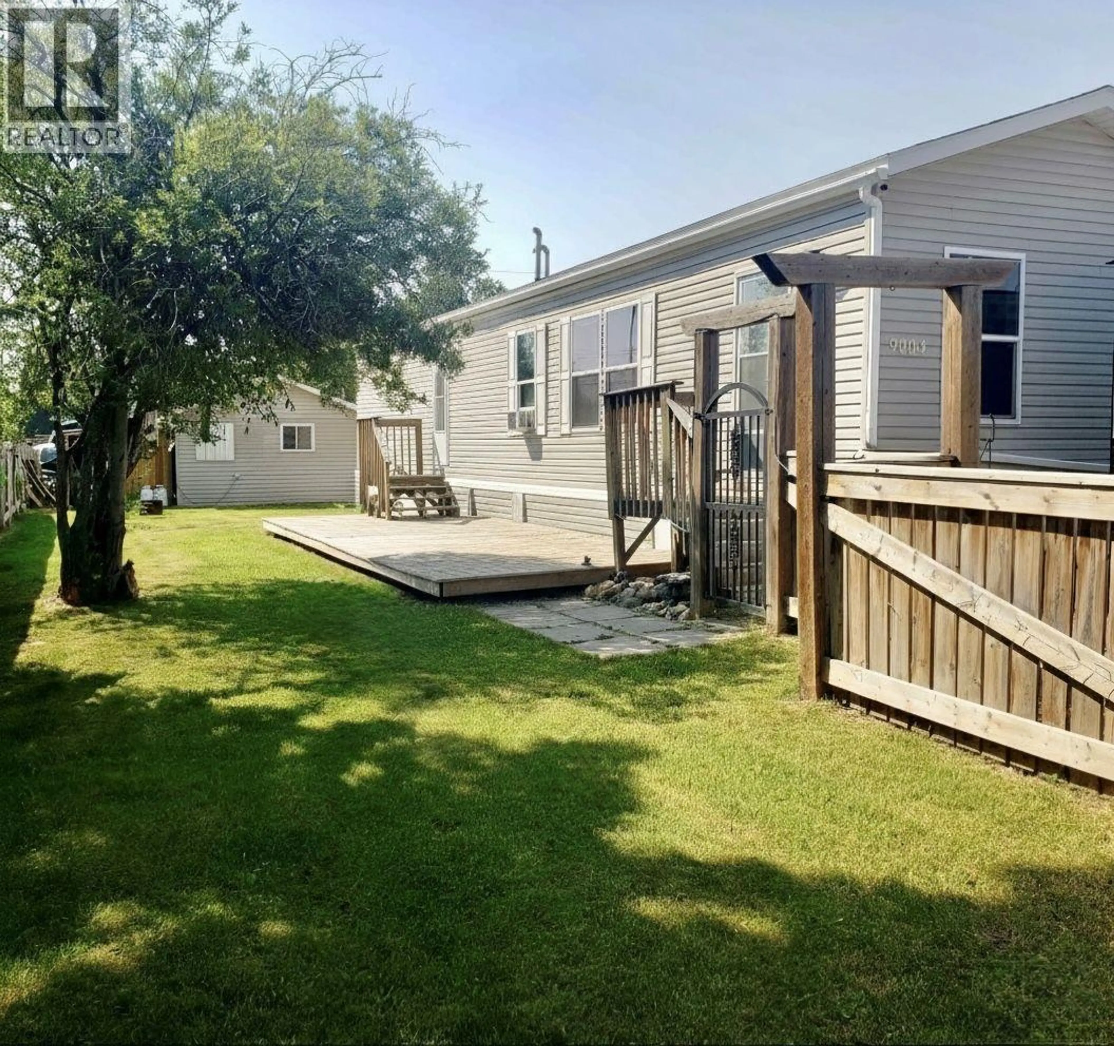 Property at 9004 76 STREET, Fort St. John, BC
