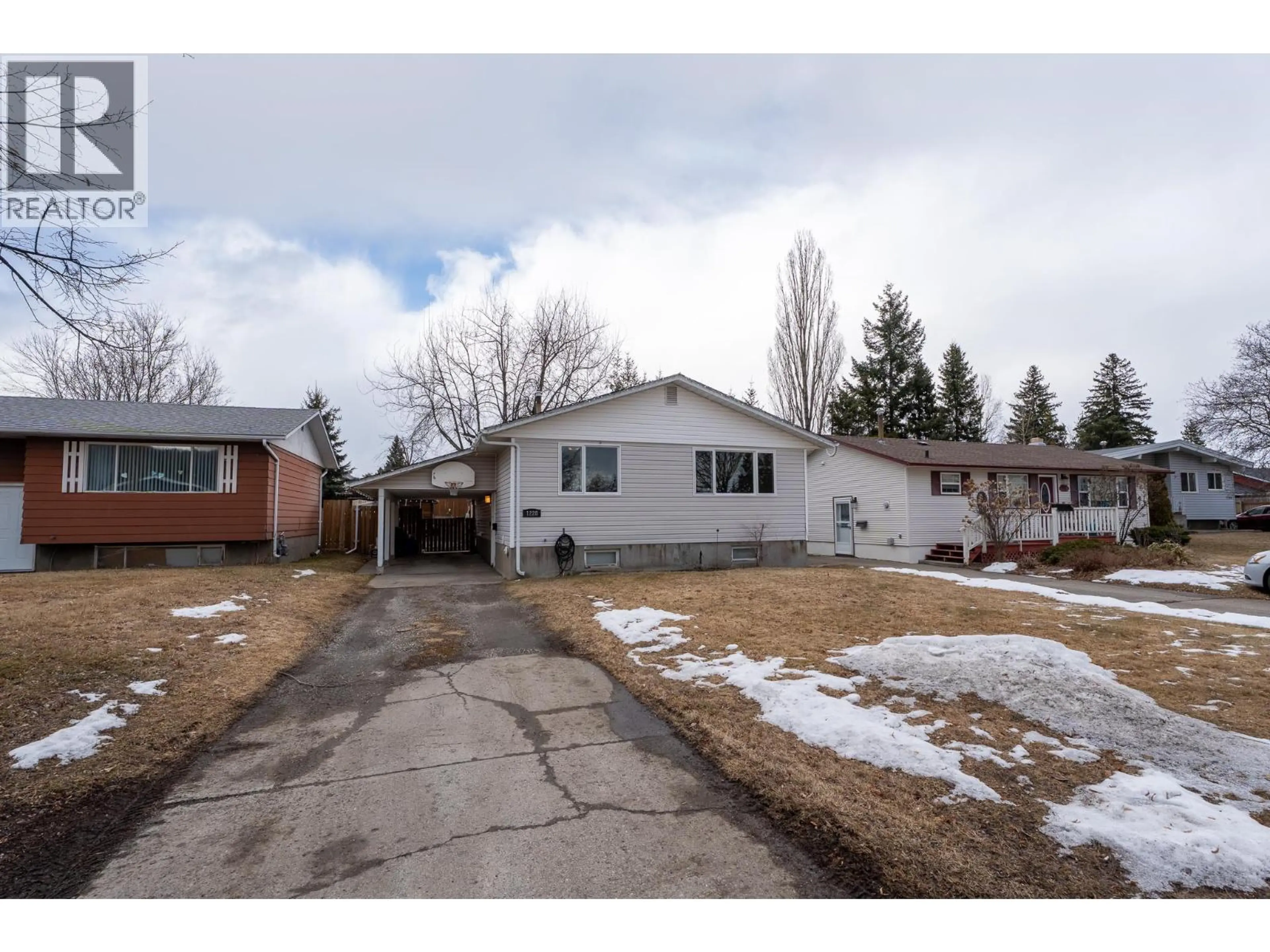 Property at 1228 GENEVIEVE CRESCENT, Prince George, BC