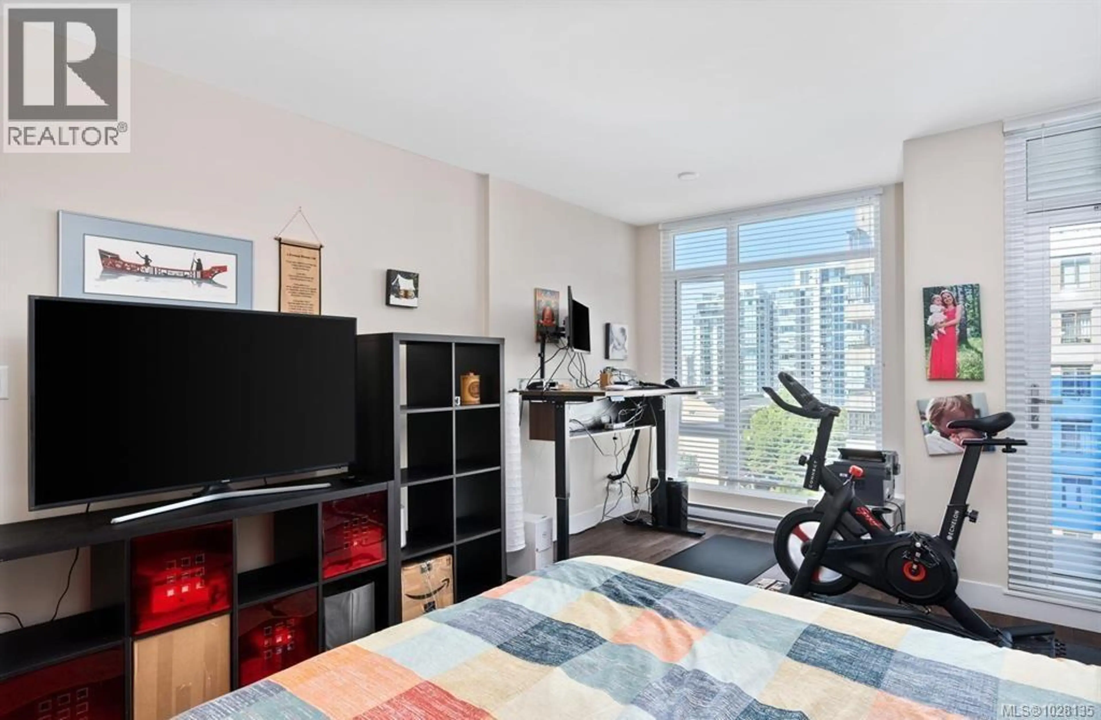 Property at #705 1090 JOHNSON ST, Victoria, BC