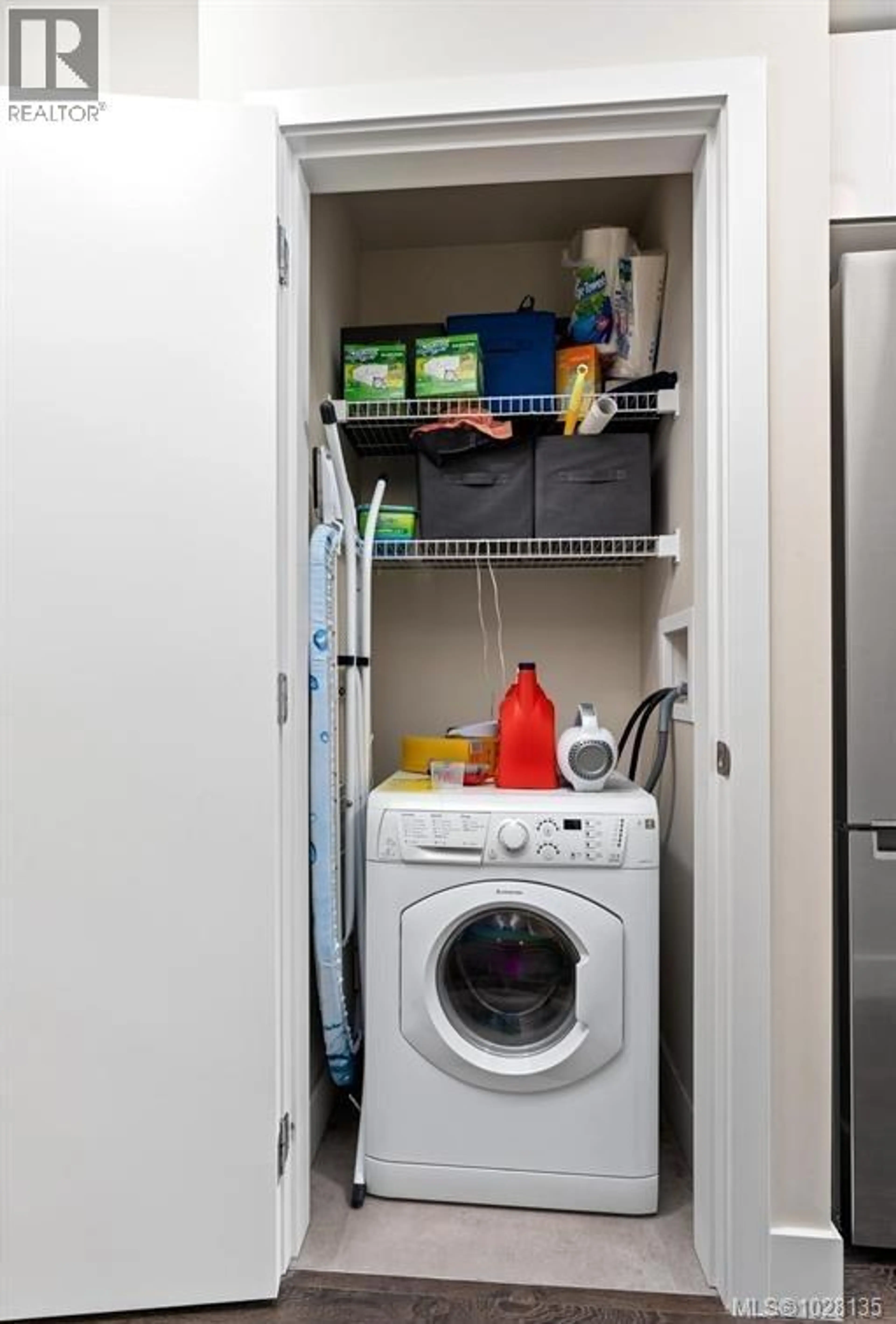 Property at #705 1090 JOHNSON ST, Victoria, BC