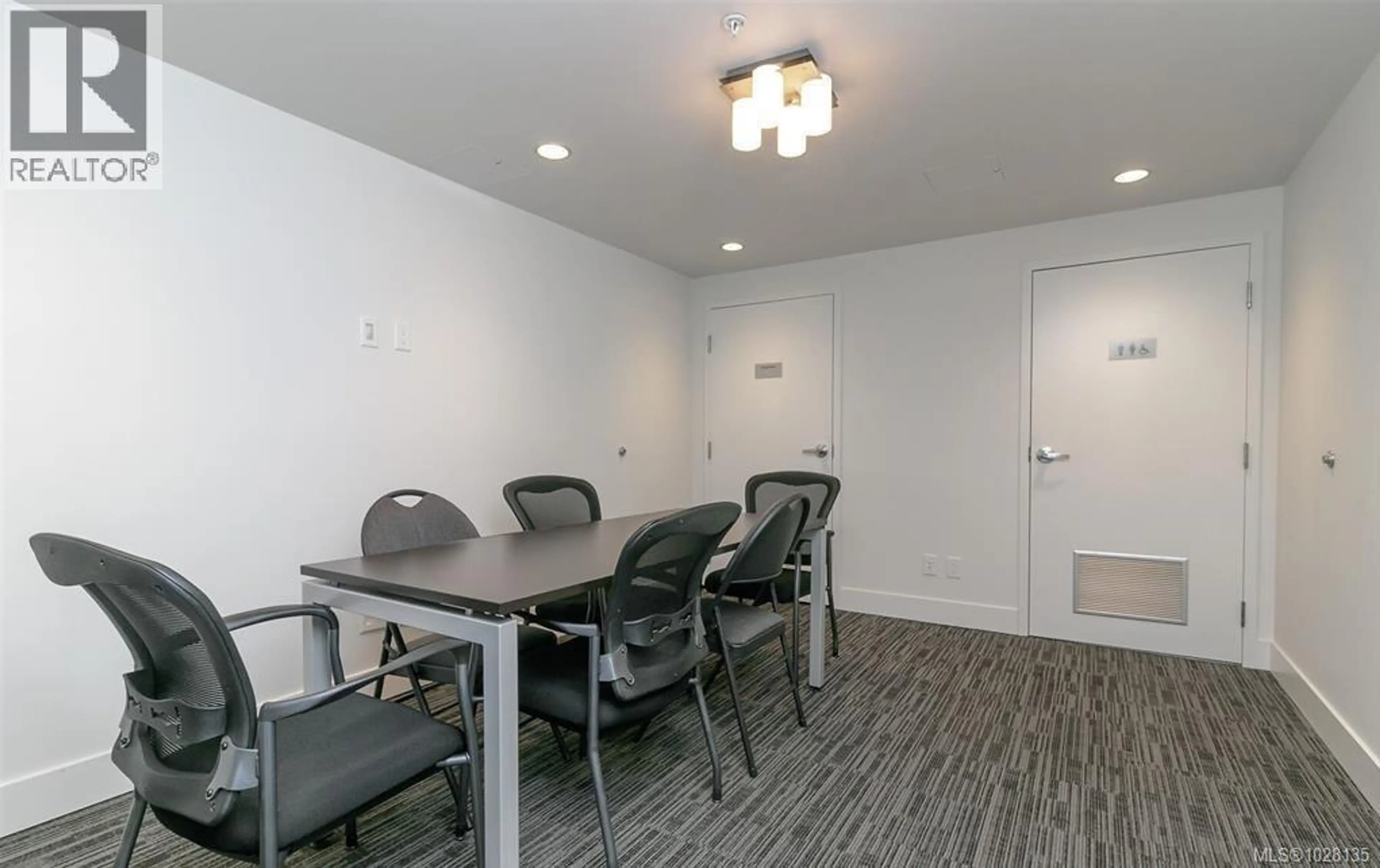 Property at #705 1090 JOHNSON ST, Victoria, BC