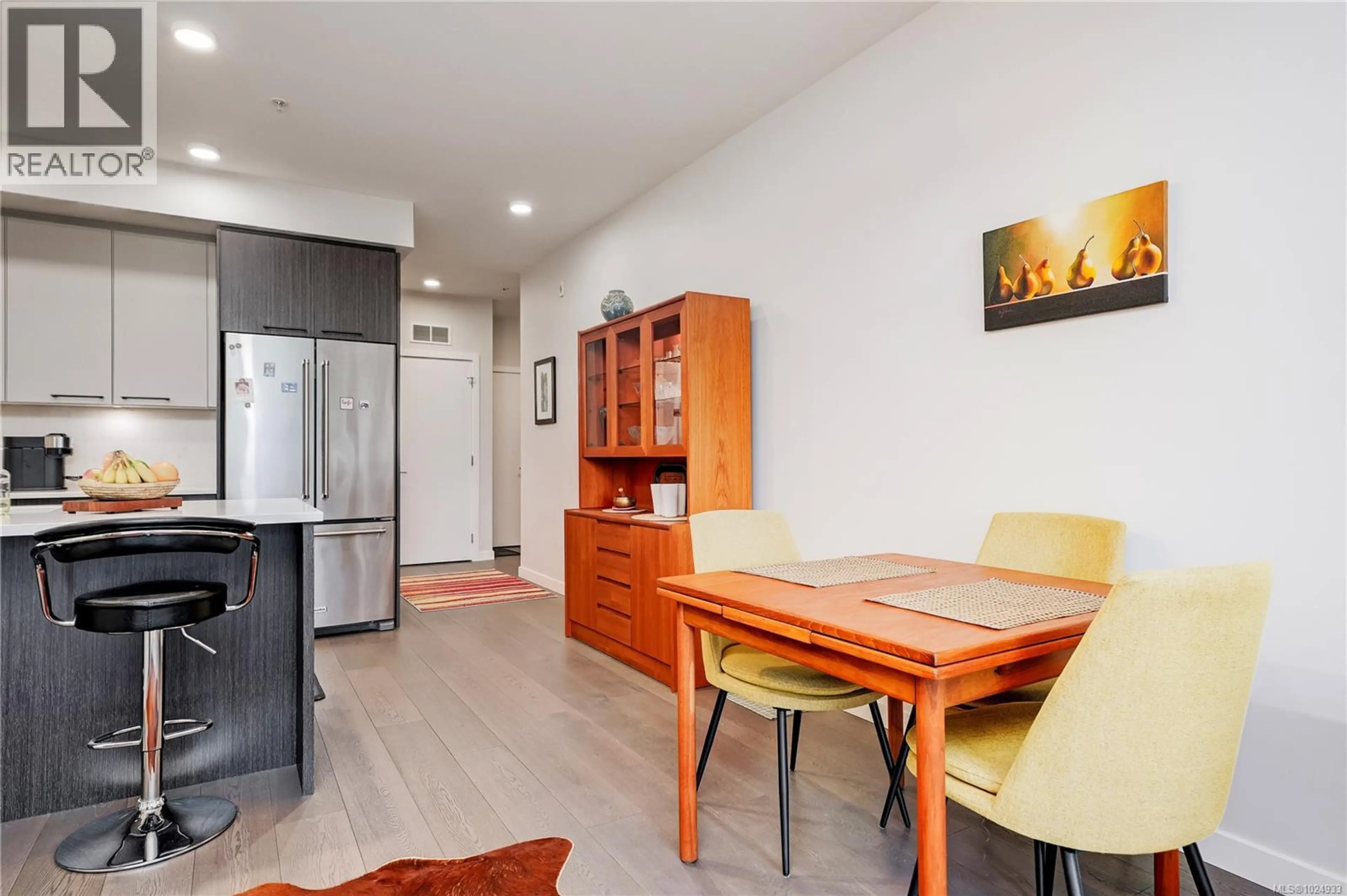 Property at #308 7162 WEST SAANICH RD, Central Saanich, BC