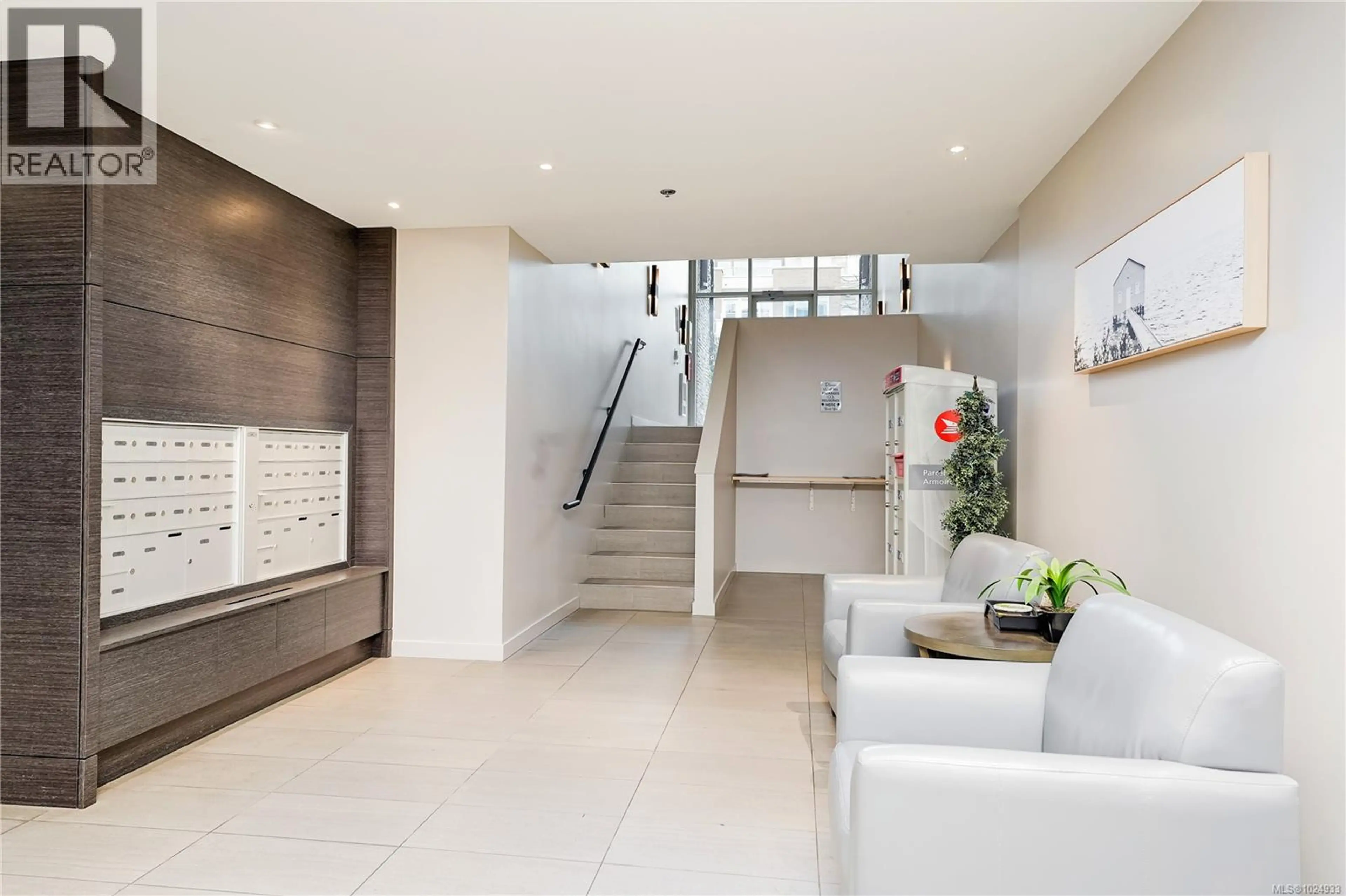 Property at #308 7162 WEST SAANICH RD, Central Saanich, BC