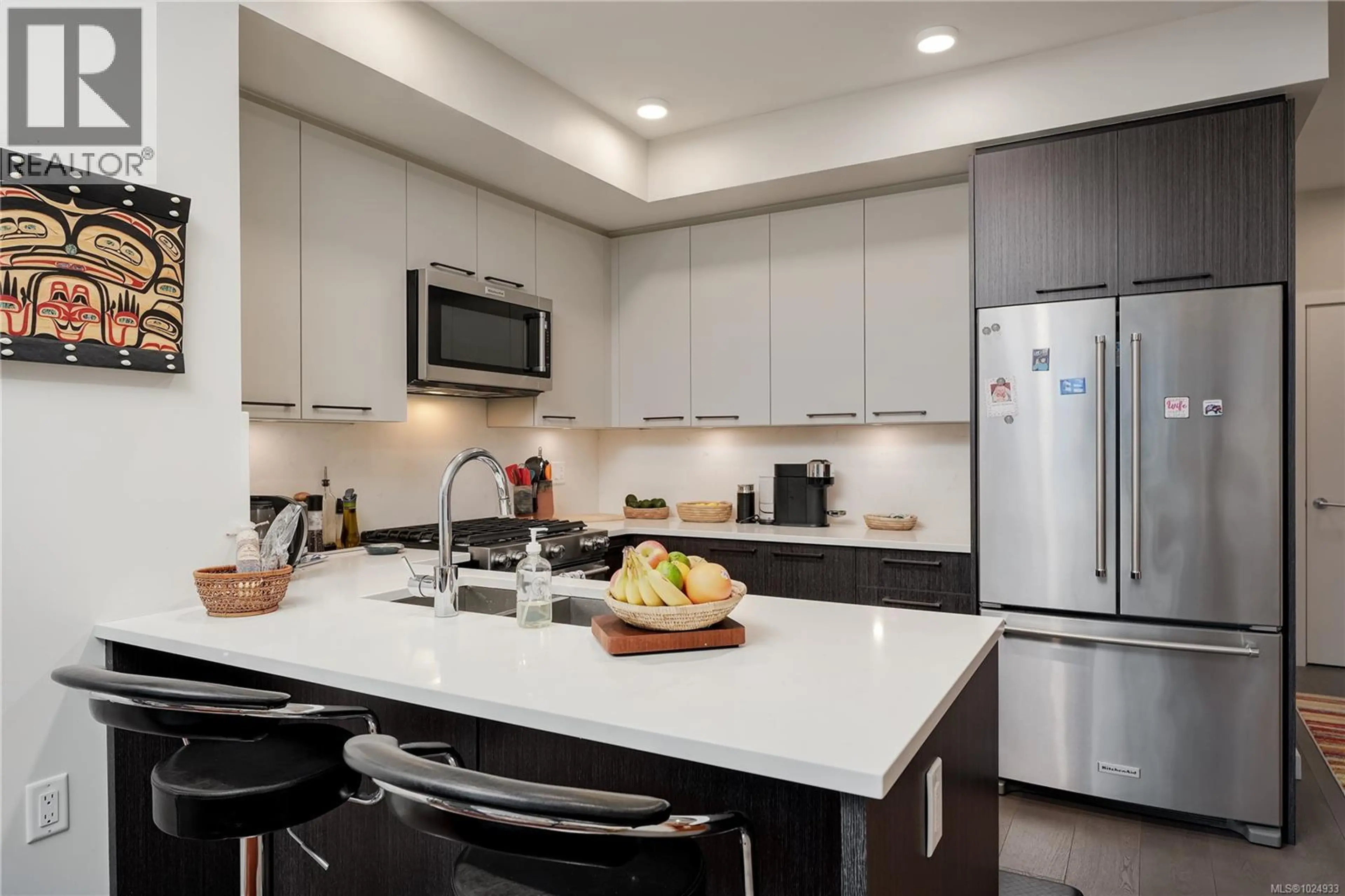 Property at #308 7162 WEST SAANICH RD, Central Saanich, BC