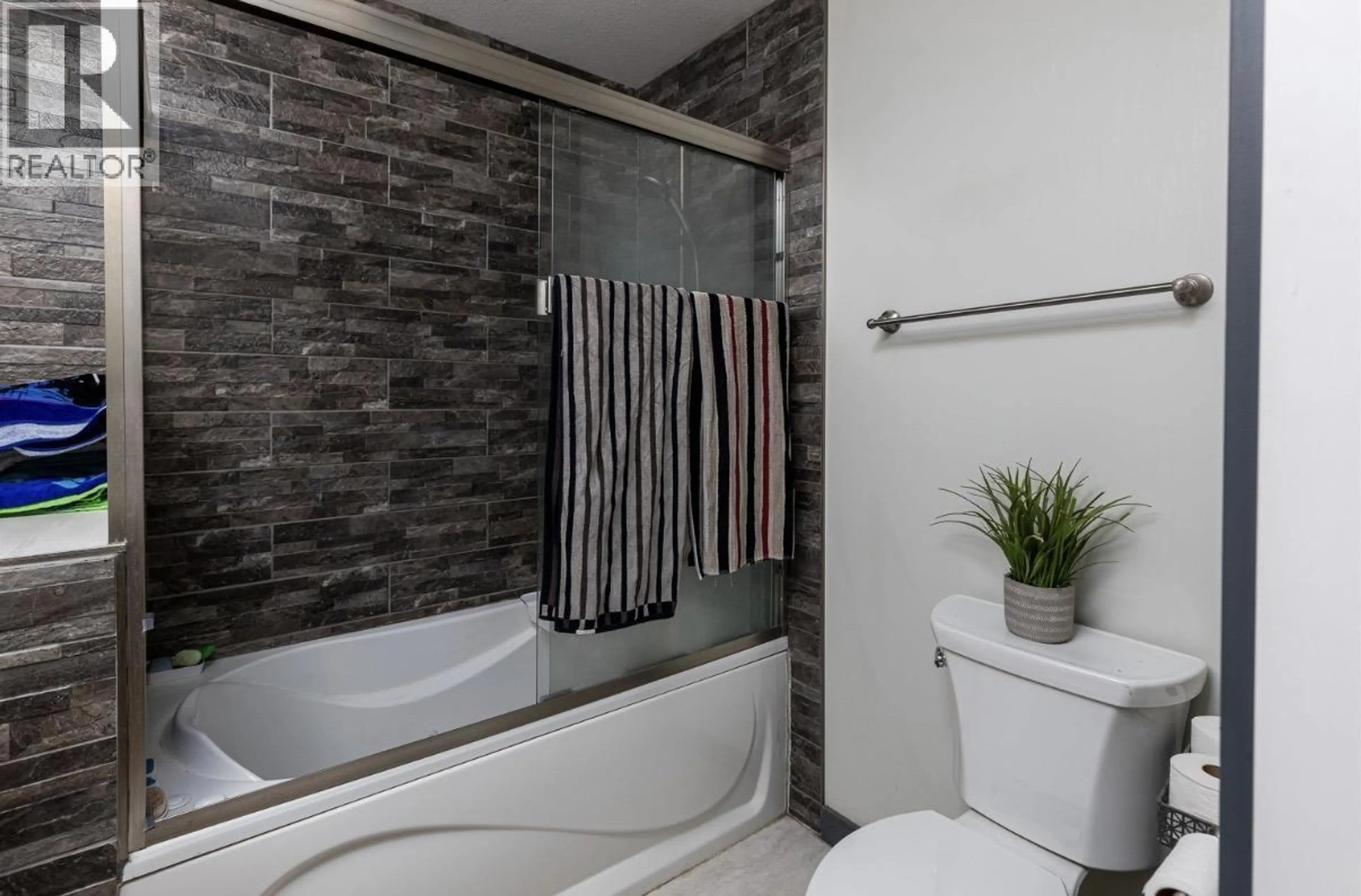 Property at 4427 GREIG AVENUE, Terrace, BC