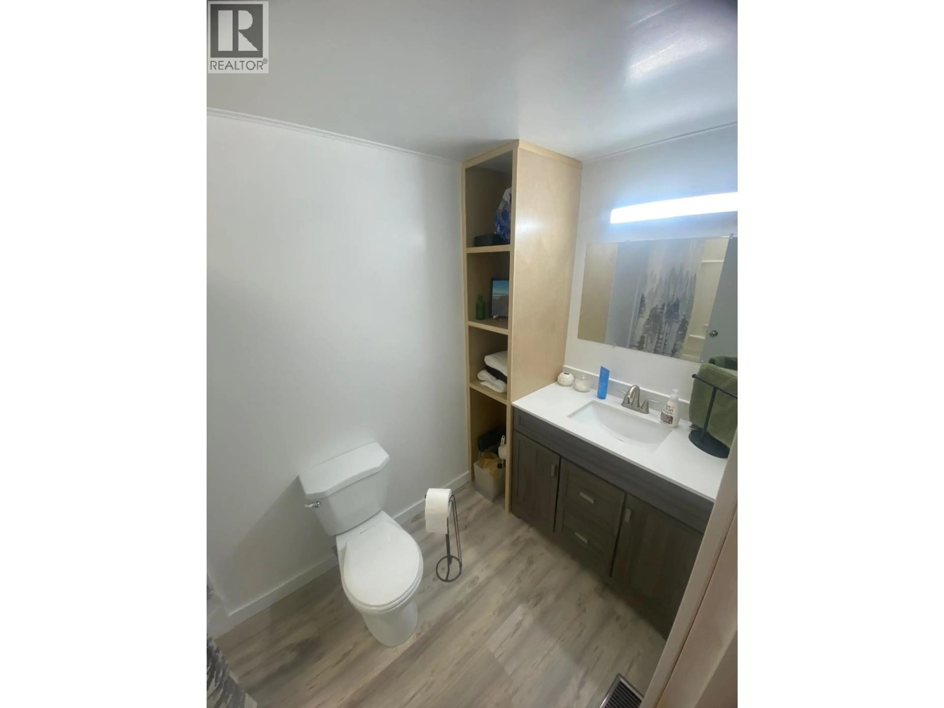 Property at 614 5TH AVENUE, Daajing Giids City, BC