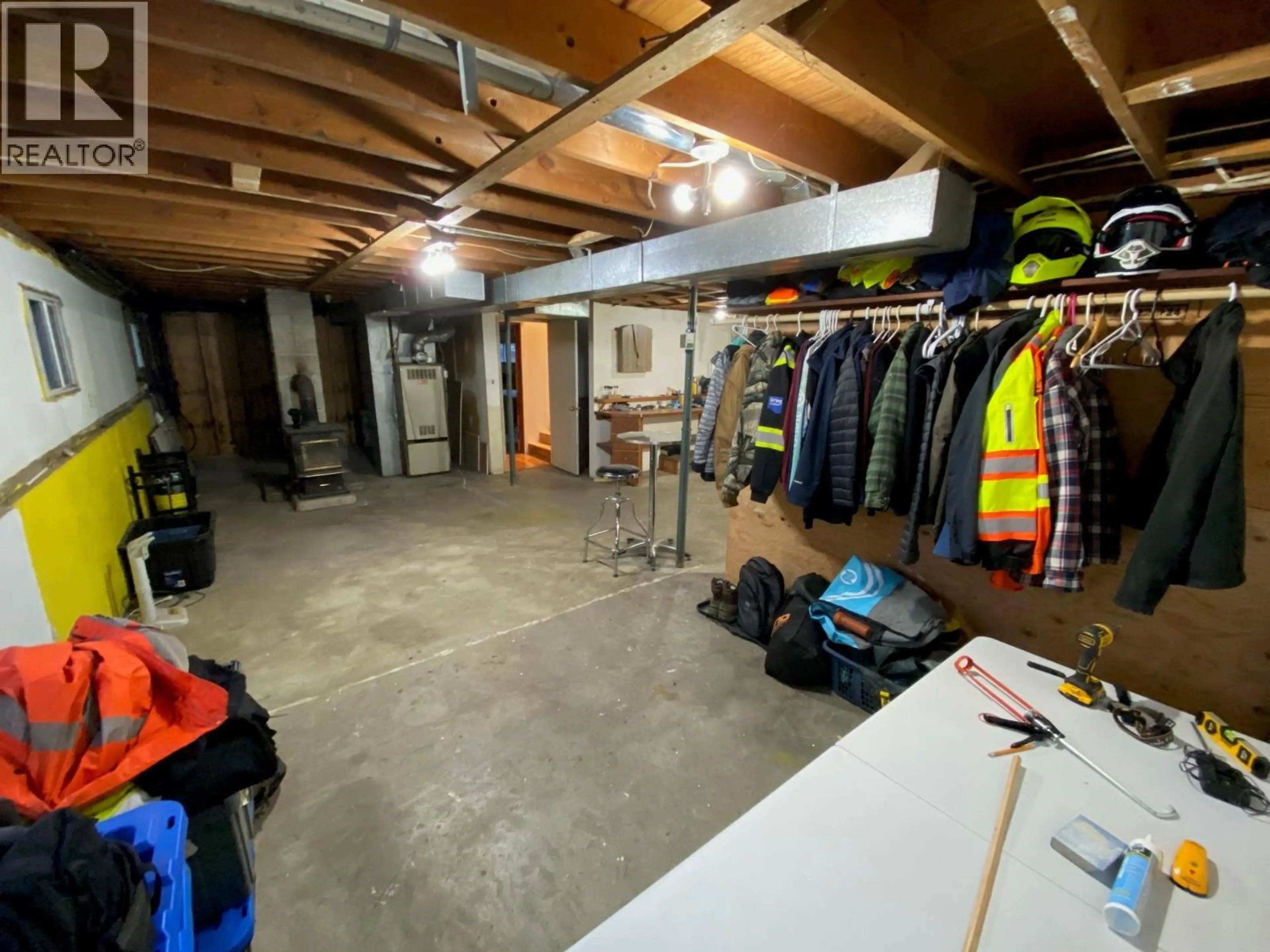 Property at 614 5TH AVENUE, Daajing Giids City, BC