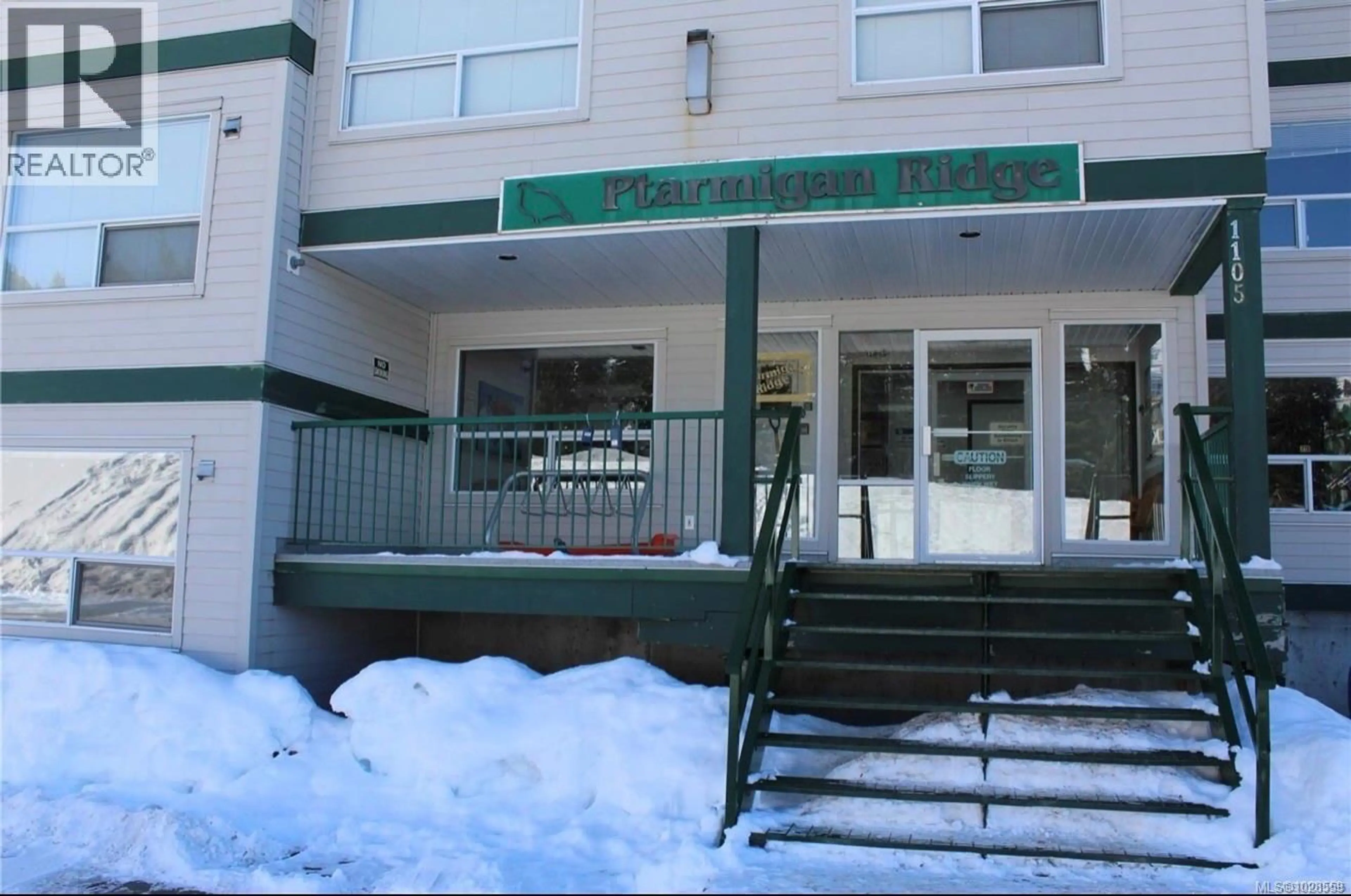 Property at #106 1105 HENRY RD, Courtenay, BC