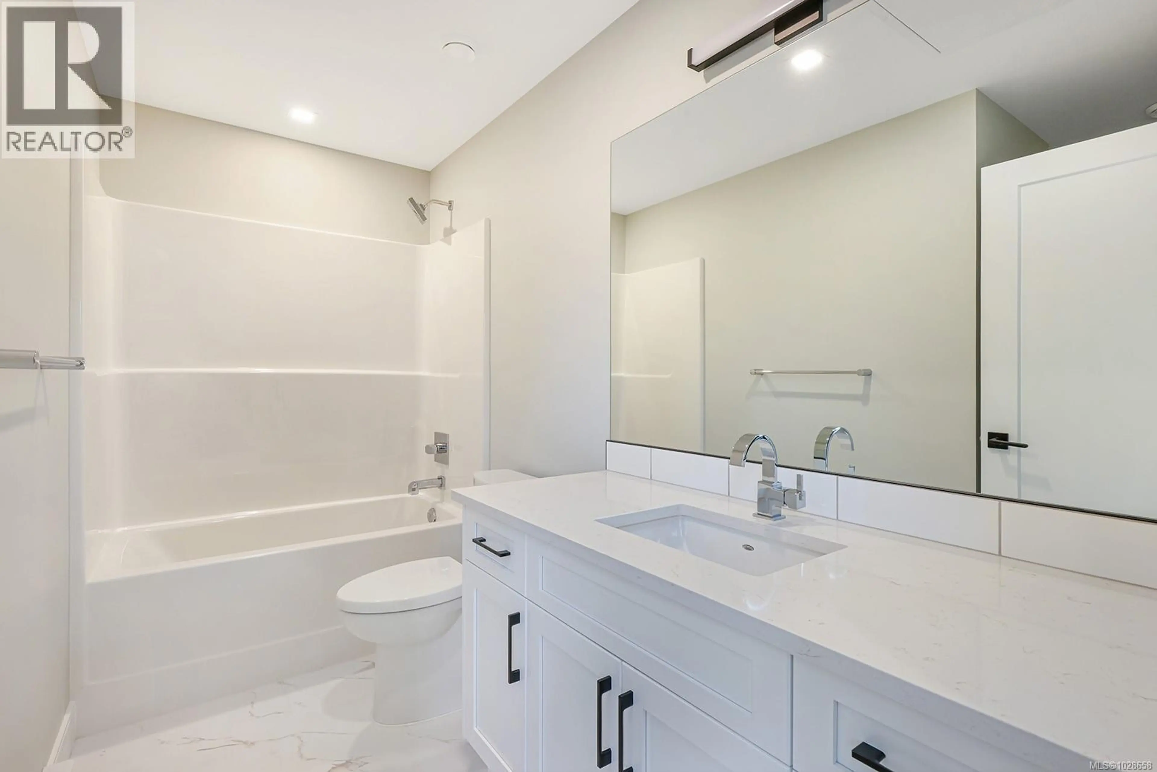 Property at #3 6225 LUGRIN RD, Port Alberni, BC