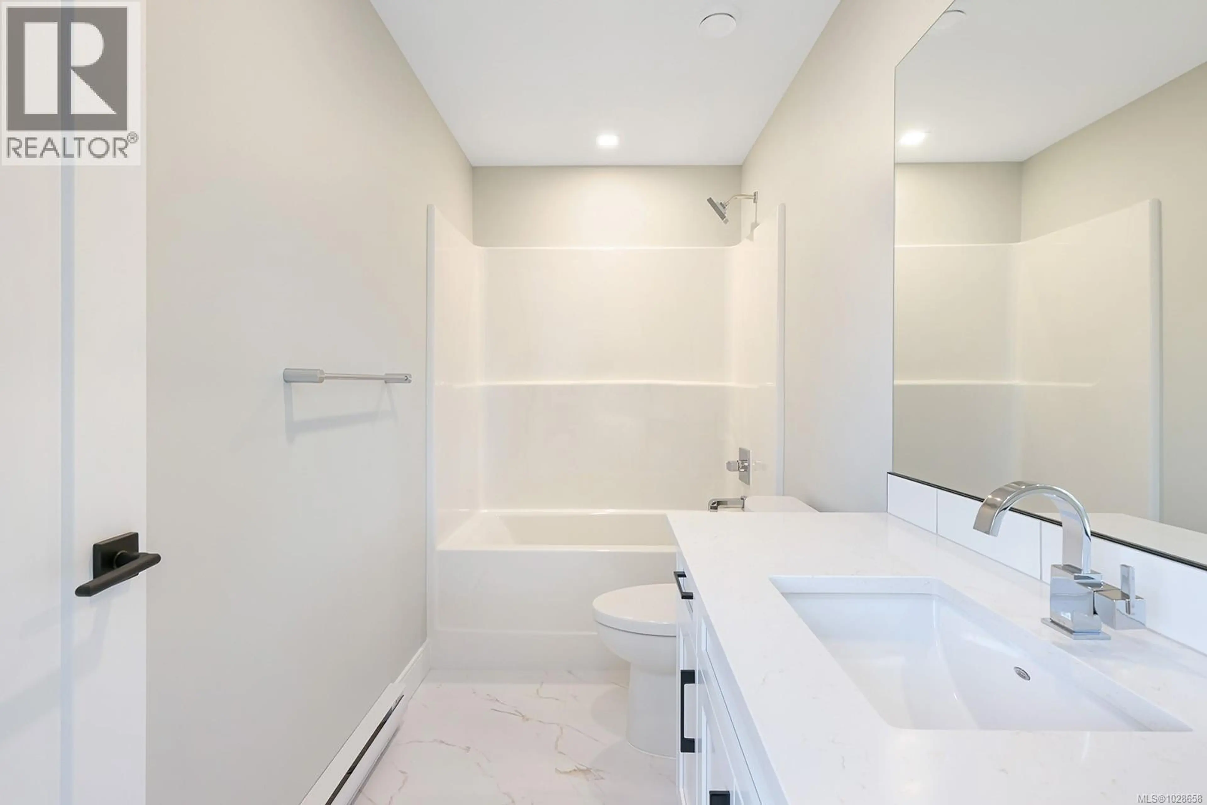 Property at #3 6225 LUGRIN RD, Port Alberni, BC