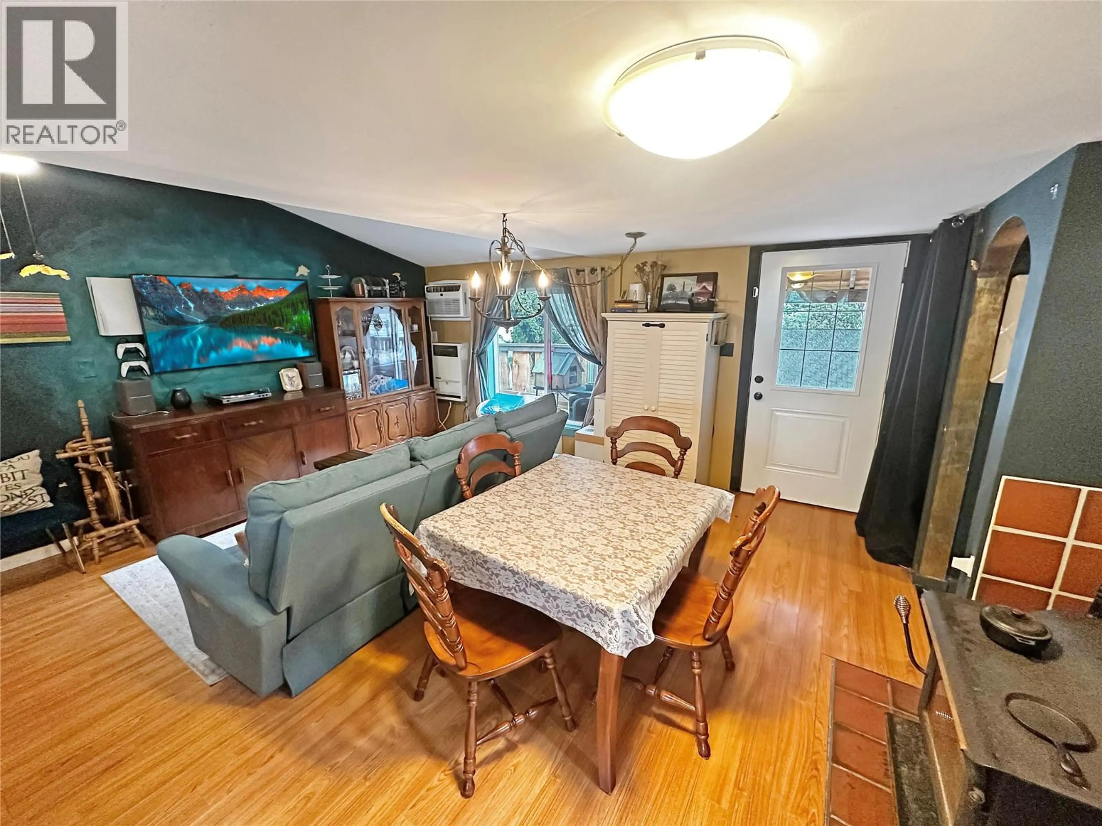 Property at 956 RICHTER AVENUE, Hedley, BC