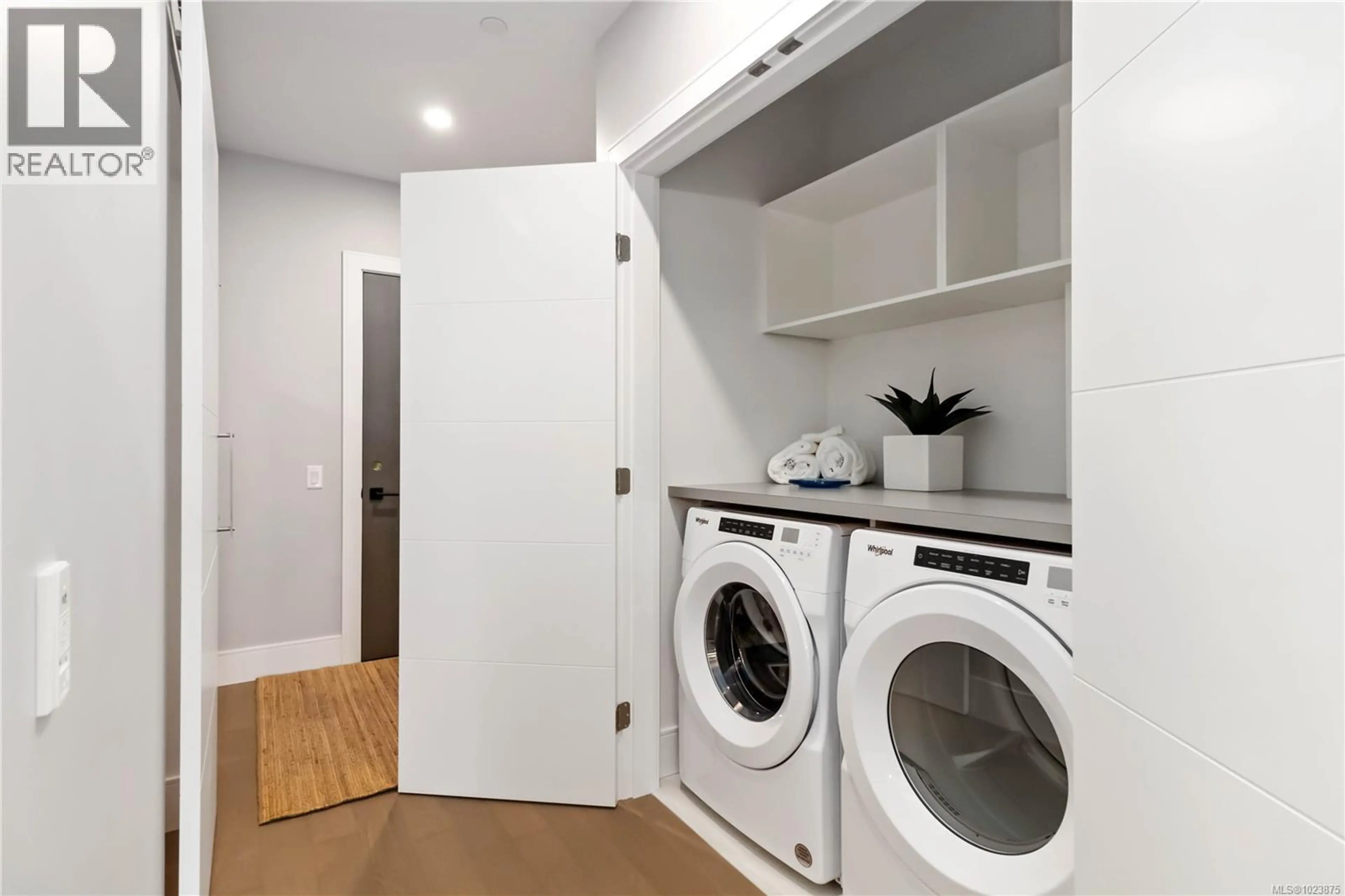 Property at #305 990 DOUMAC AVE, Saanich, BC