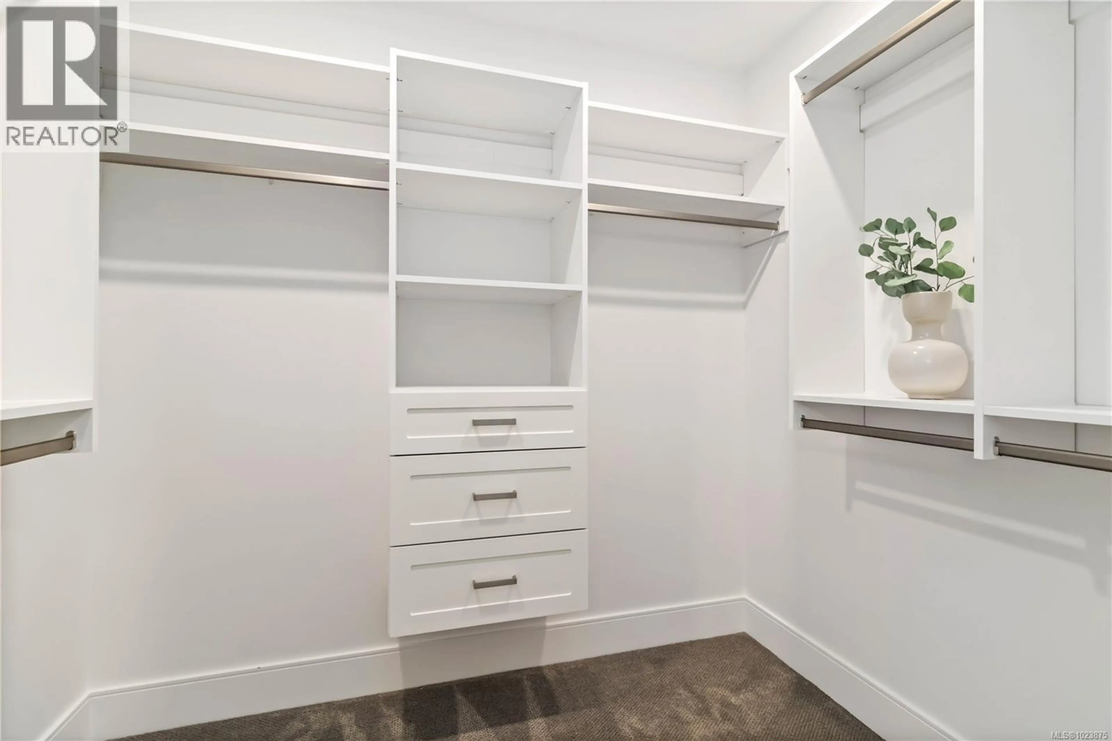 Property at #305 990 DOUMAC AVE, Saanich, BC