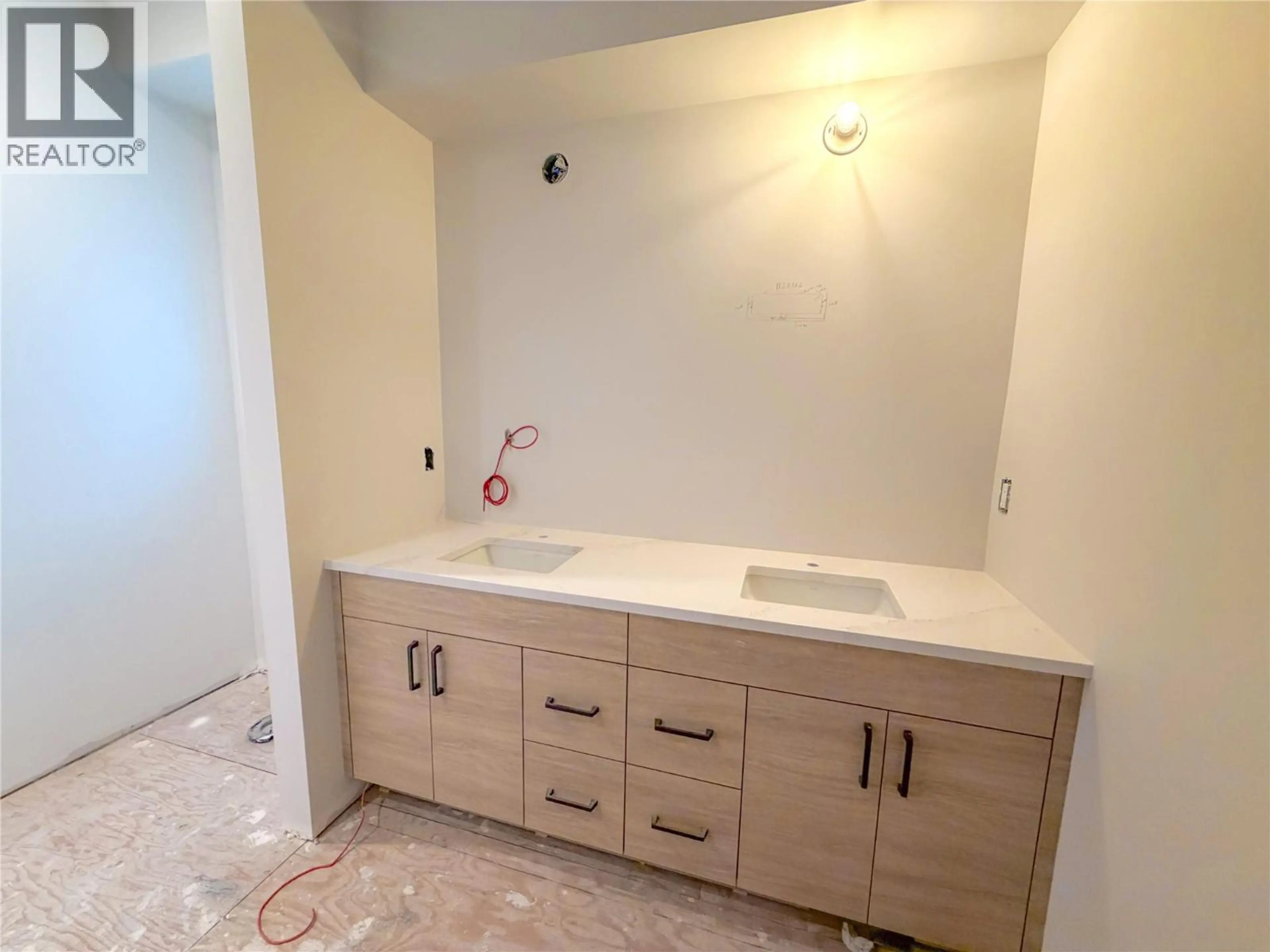 Property at 1531 OLIVE POND PLACE, Kelowna, BC