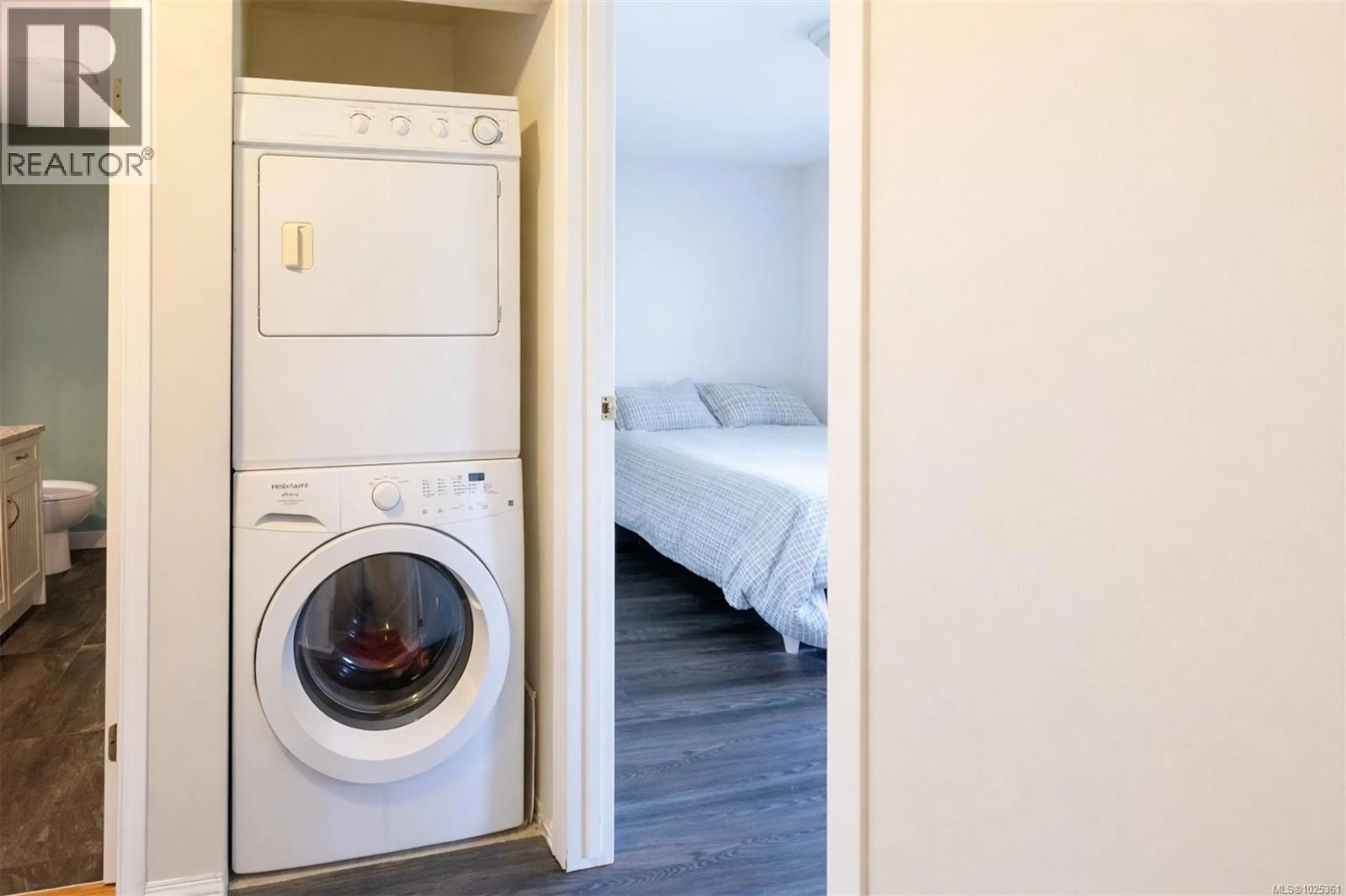 Property at #4 301 ARNET RD, Tofino, BC