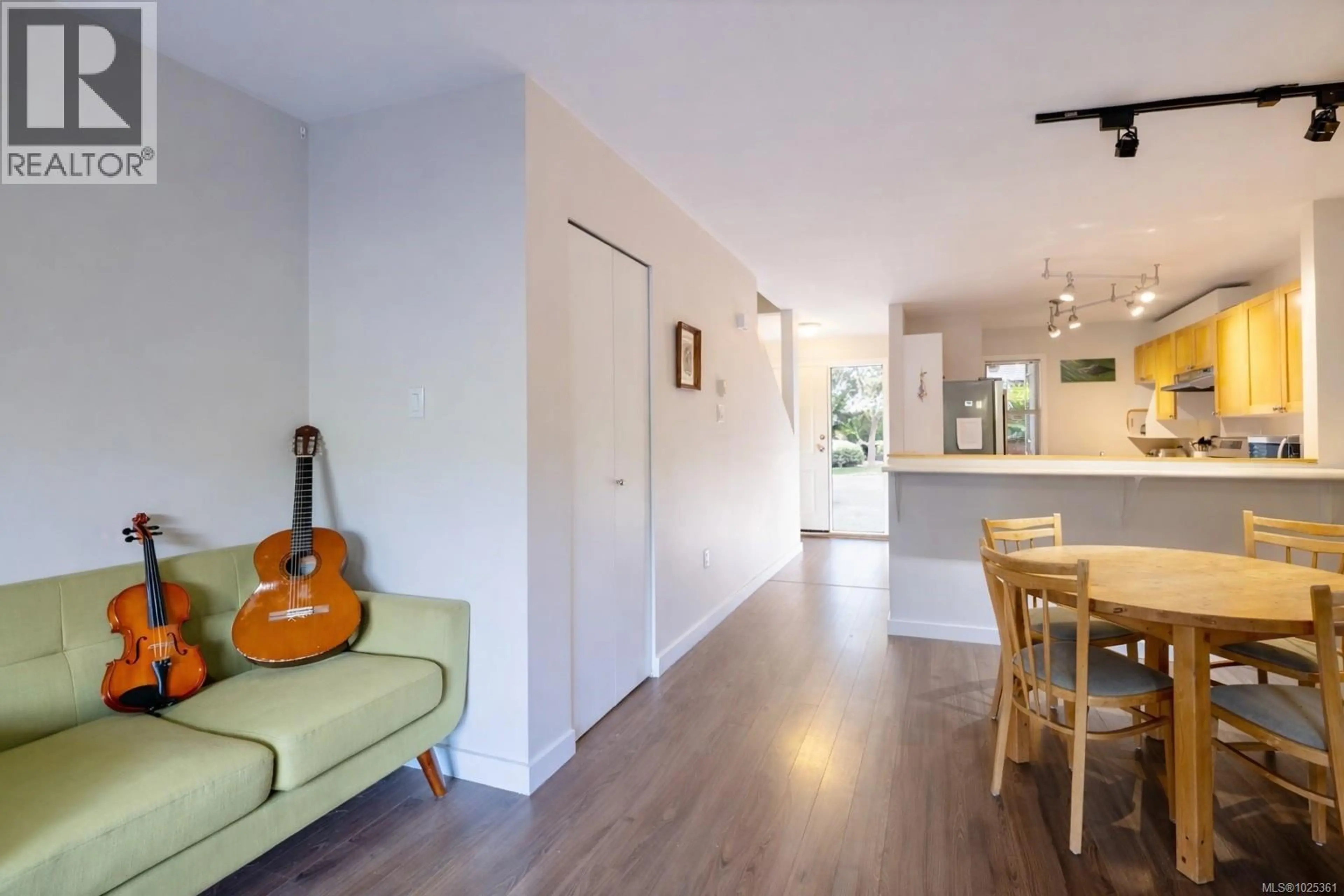 Property at #4 301 ARNET RD, Tofino, BC