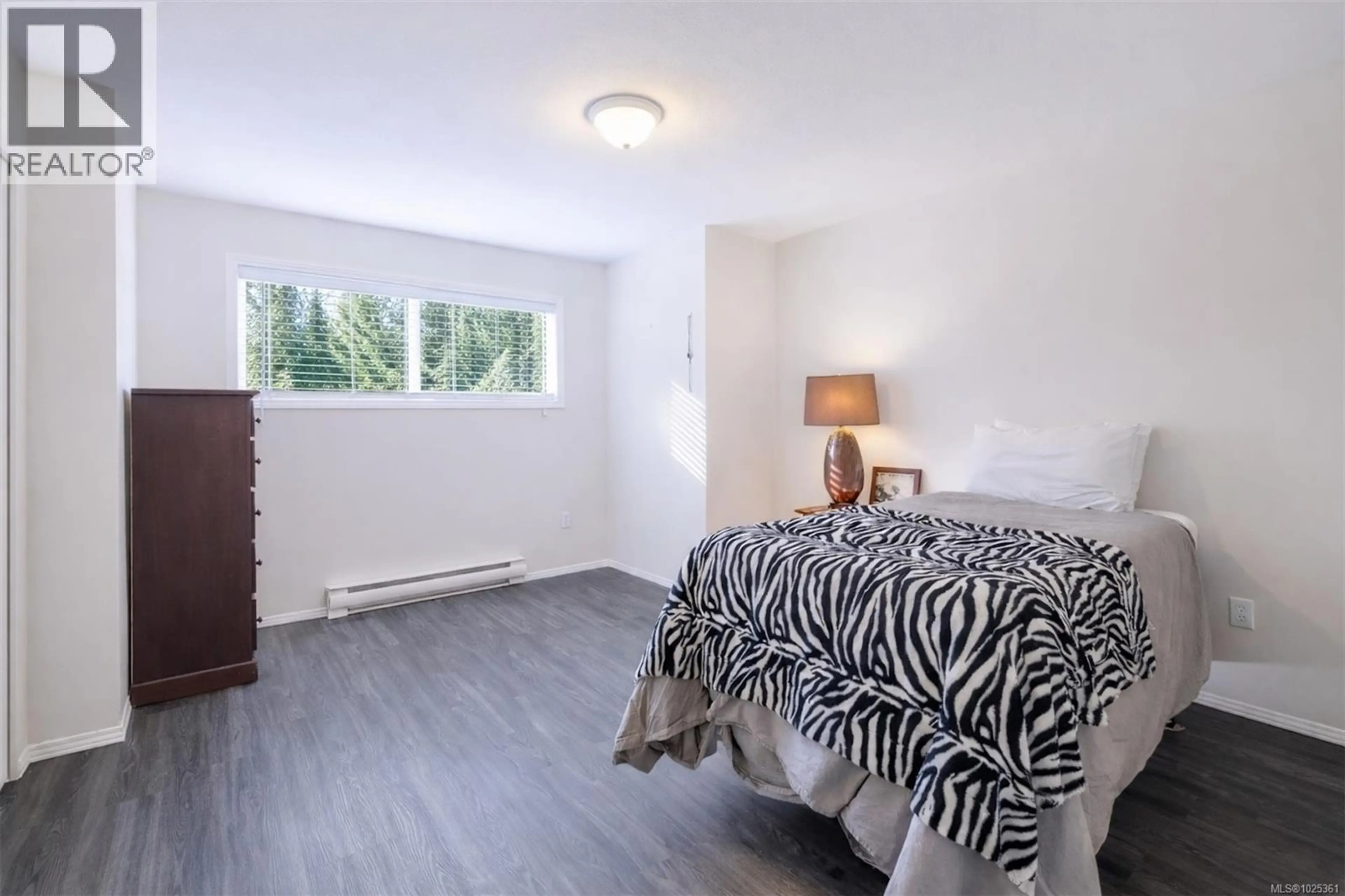 Property at #4 301 ARNET RD, Tofino, BC