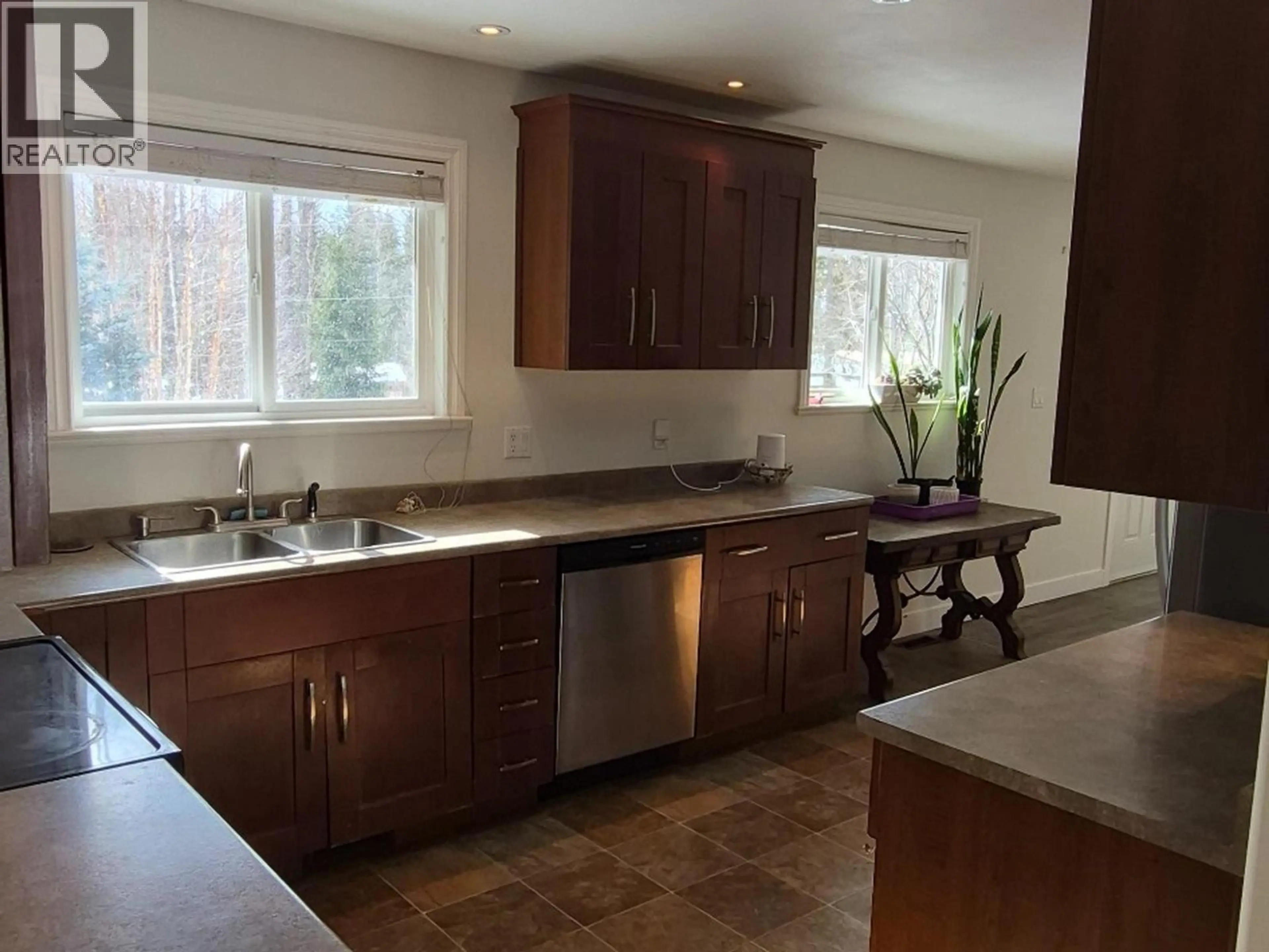 Property at 5010 MEADOWVIEW ROAD, Prince George, BC