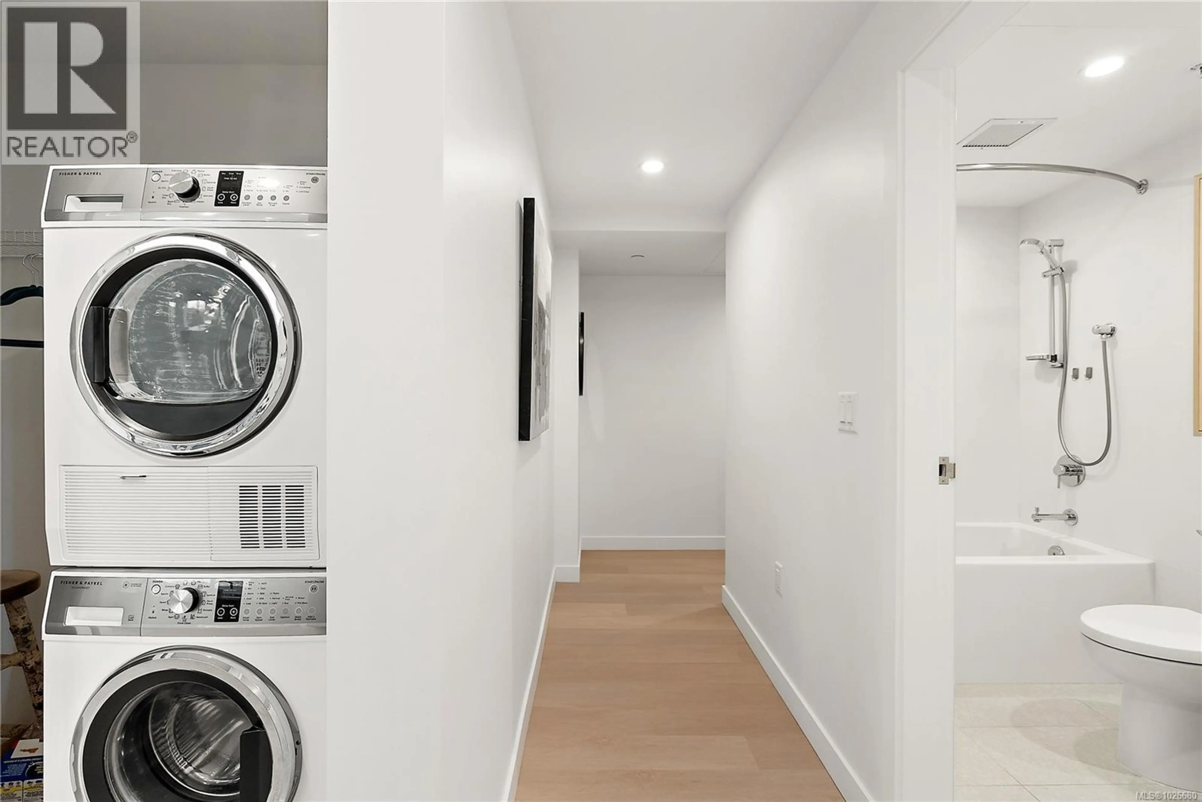 Property at #702 1100 YATES ST, Victoria, BC