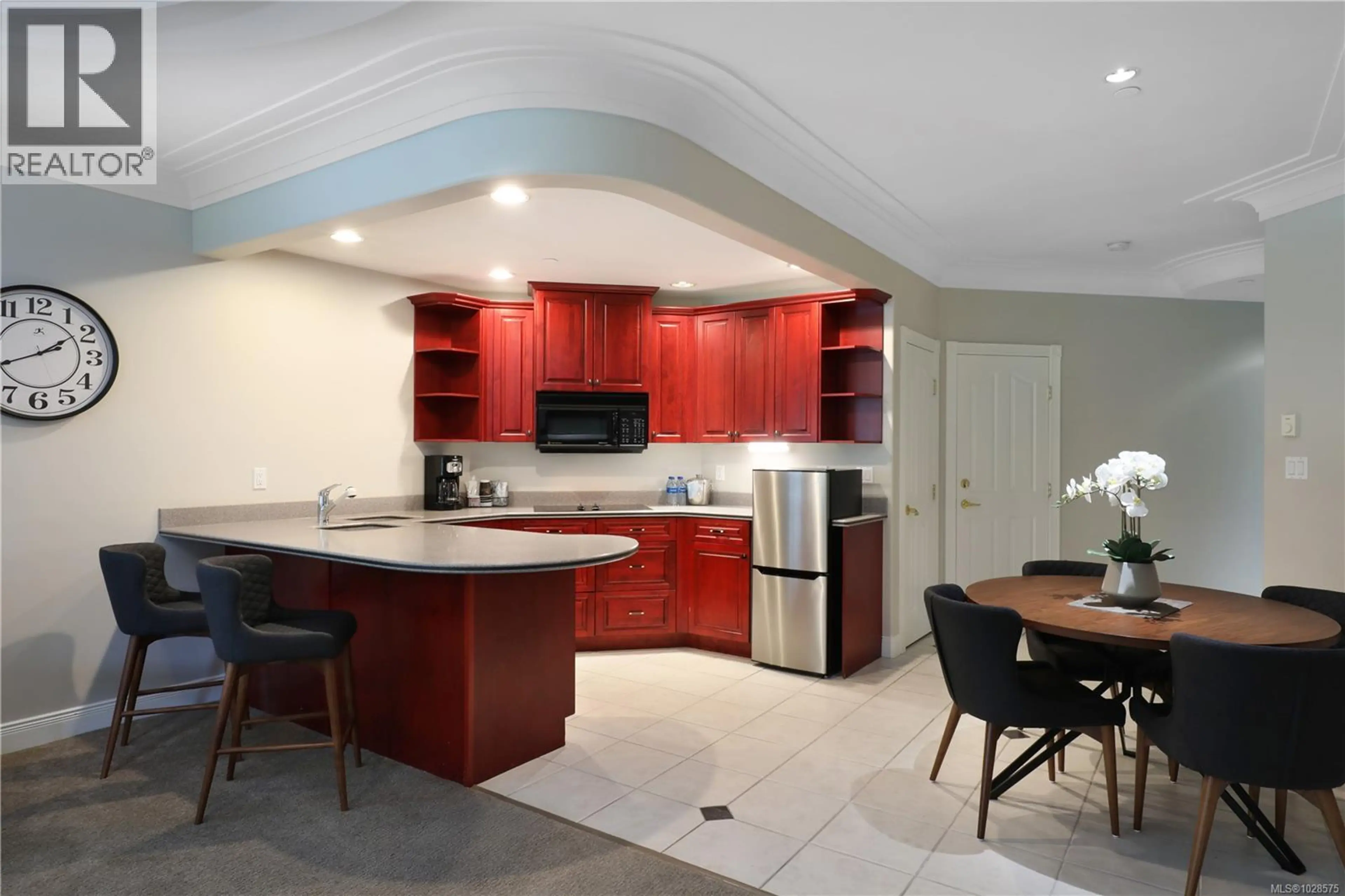 Property at #602/601B 366 CLUBHOUSE DR, Courtenay, BC