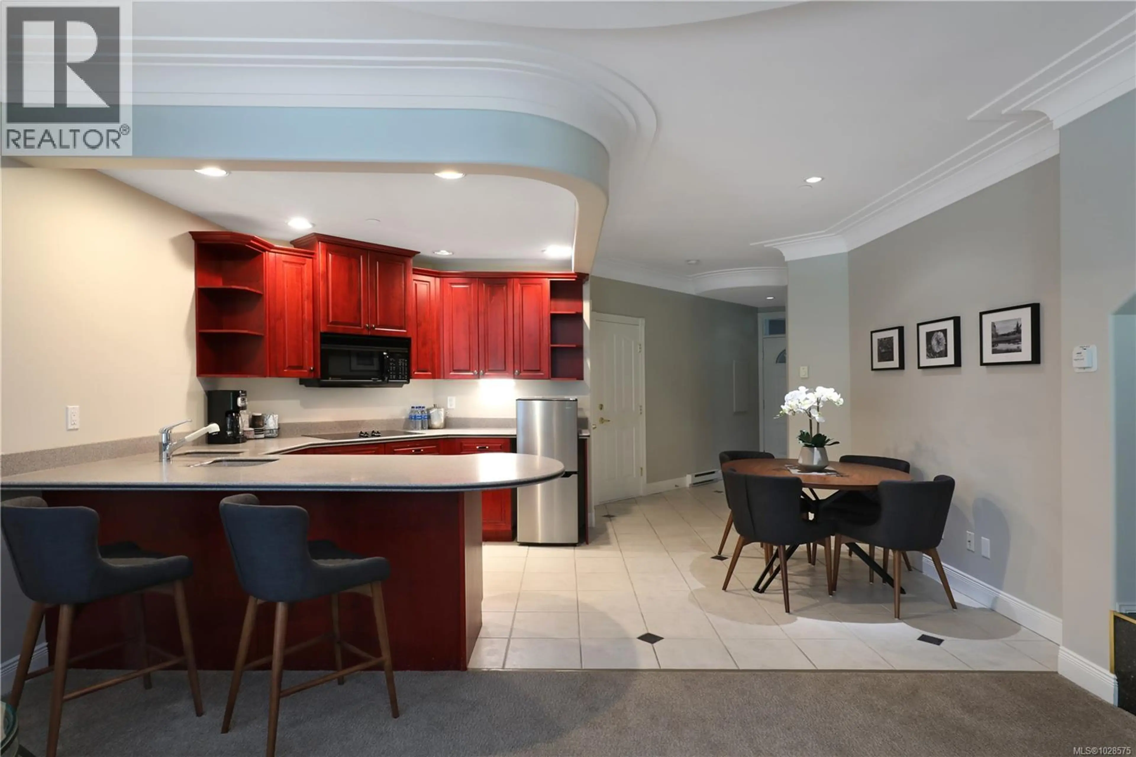 Property at #602/601B 366 CLUBHOUSE DR, Courtenay, BC