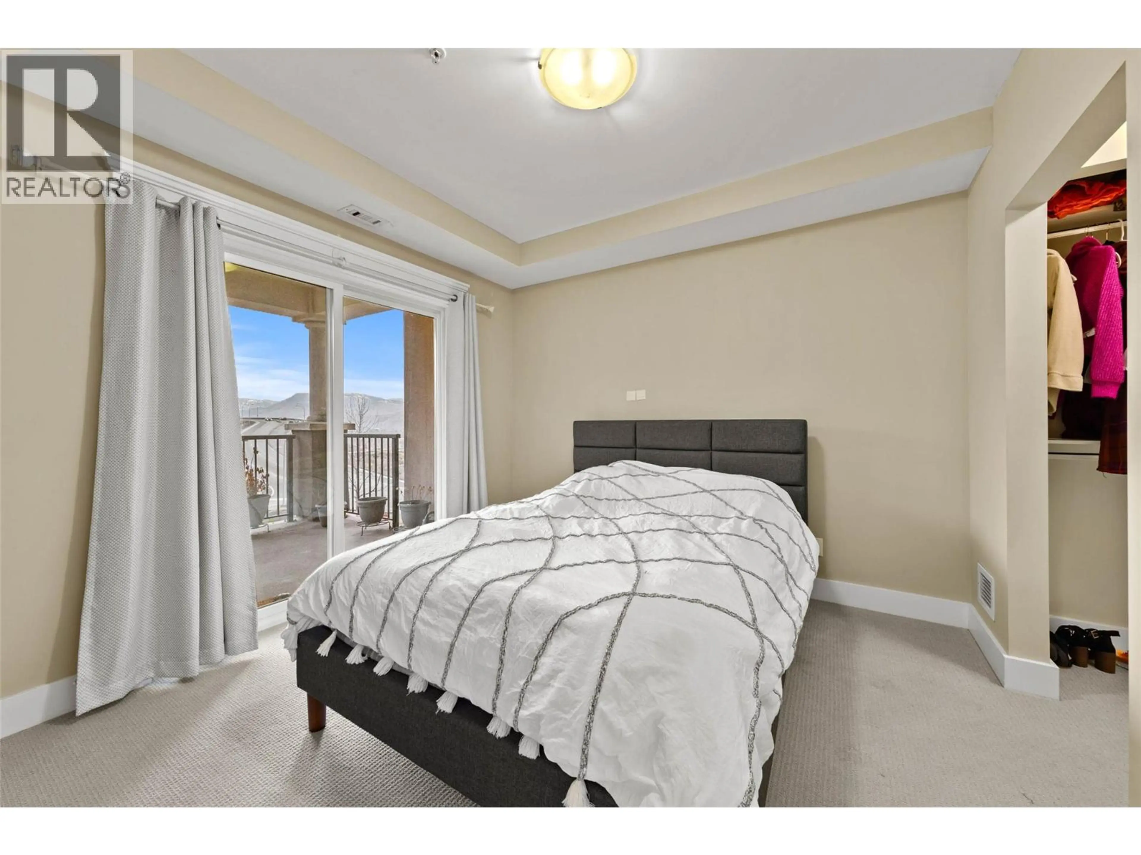 Property at #201 975 VICTORIA STREET W, Kamloops, BC