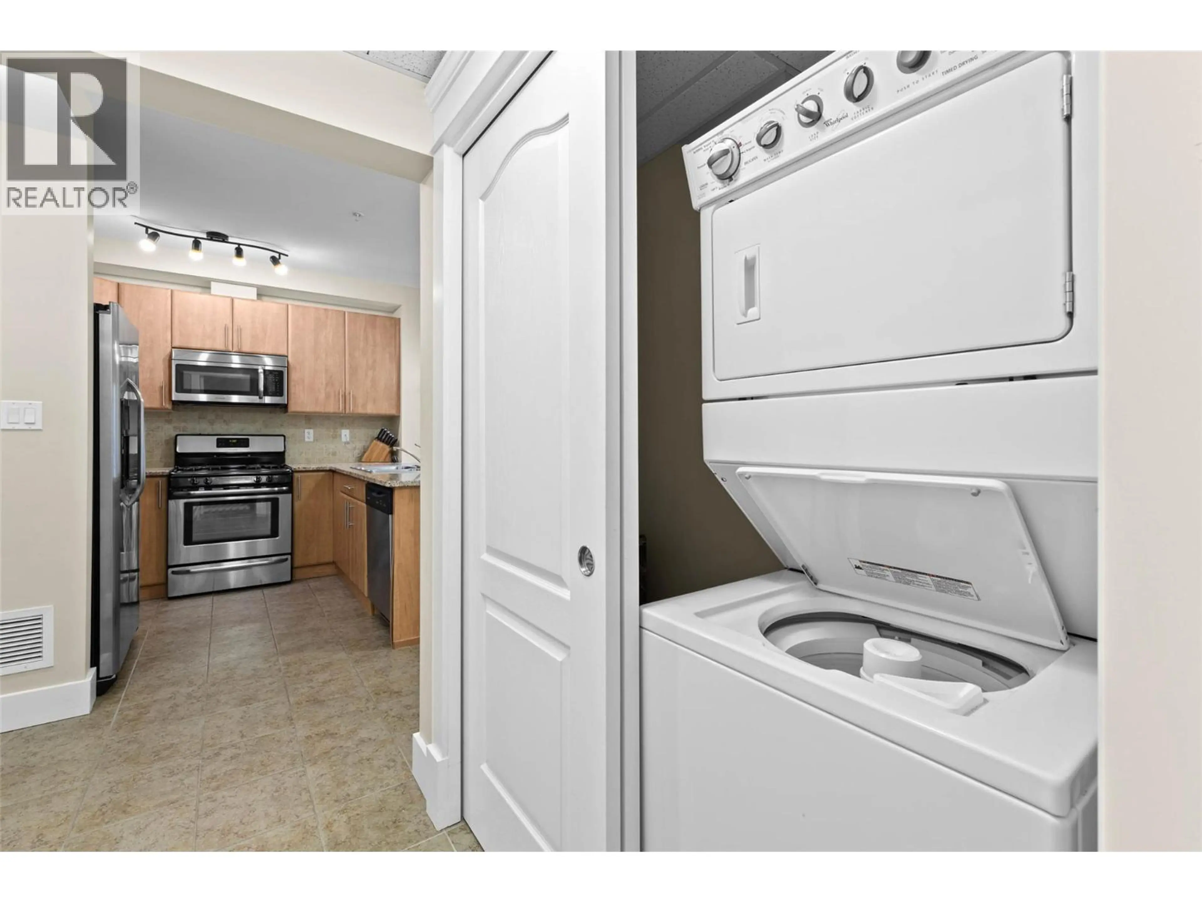 Property at #201 975 VICTORIA STREET W, Kamloops, BC