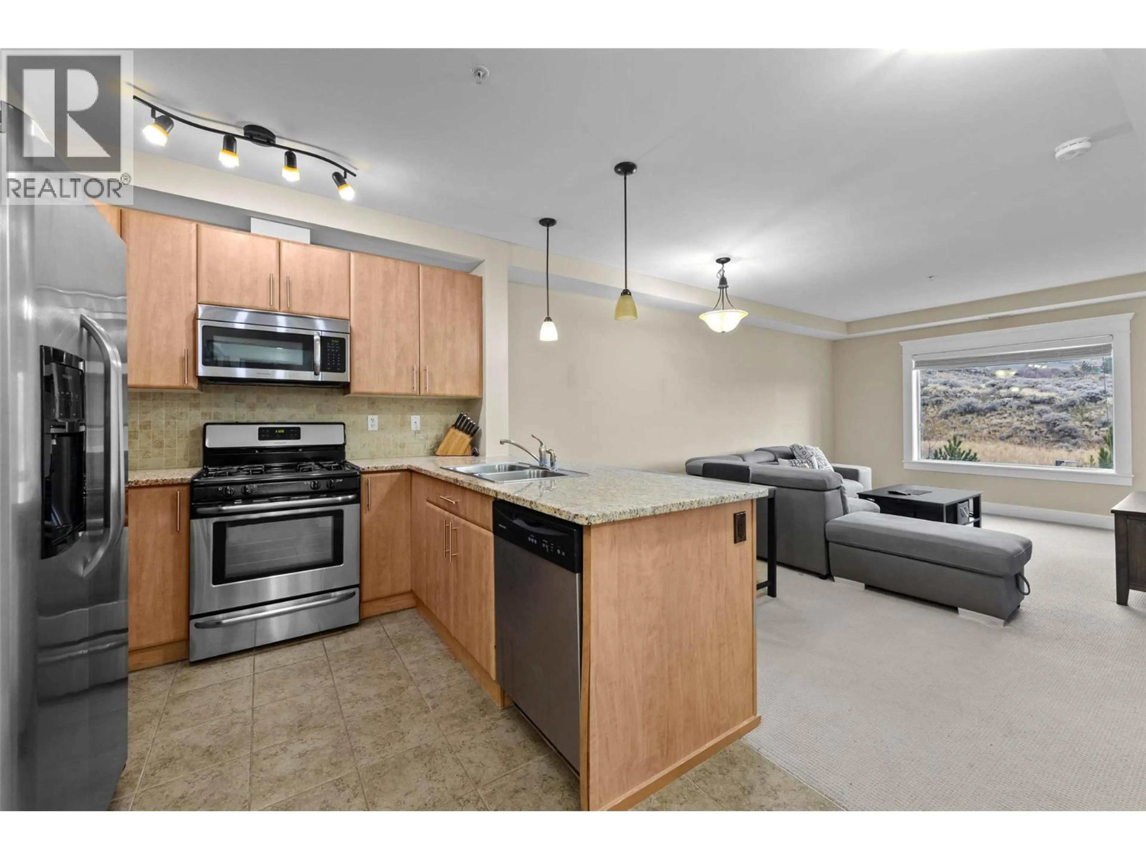 Property at #201 975 VICTORIA STREET W, Kamloops, BC