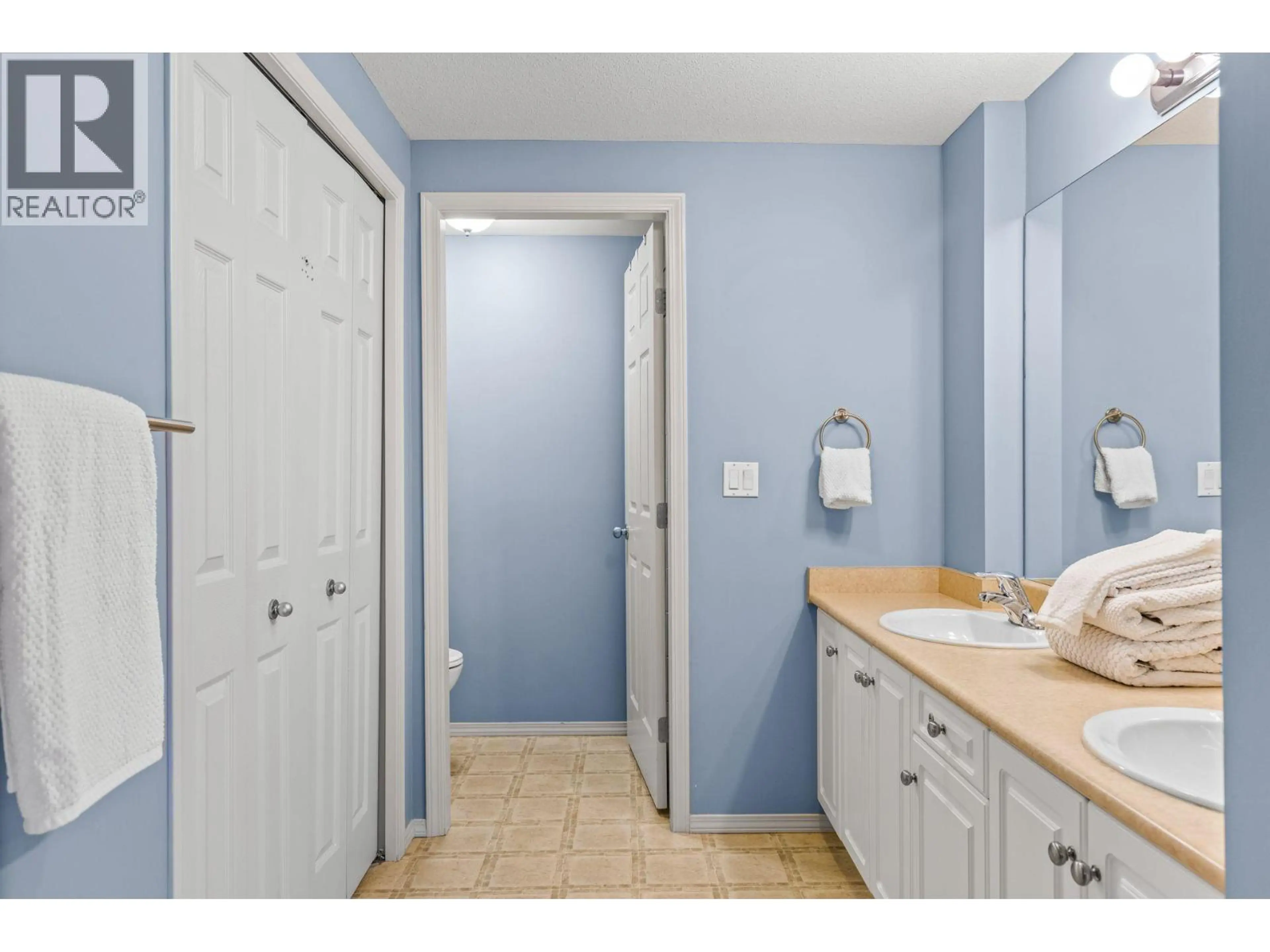 Property at #208 1088 SUNSET DRIVE, Kelowna, BC