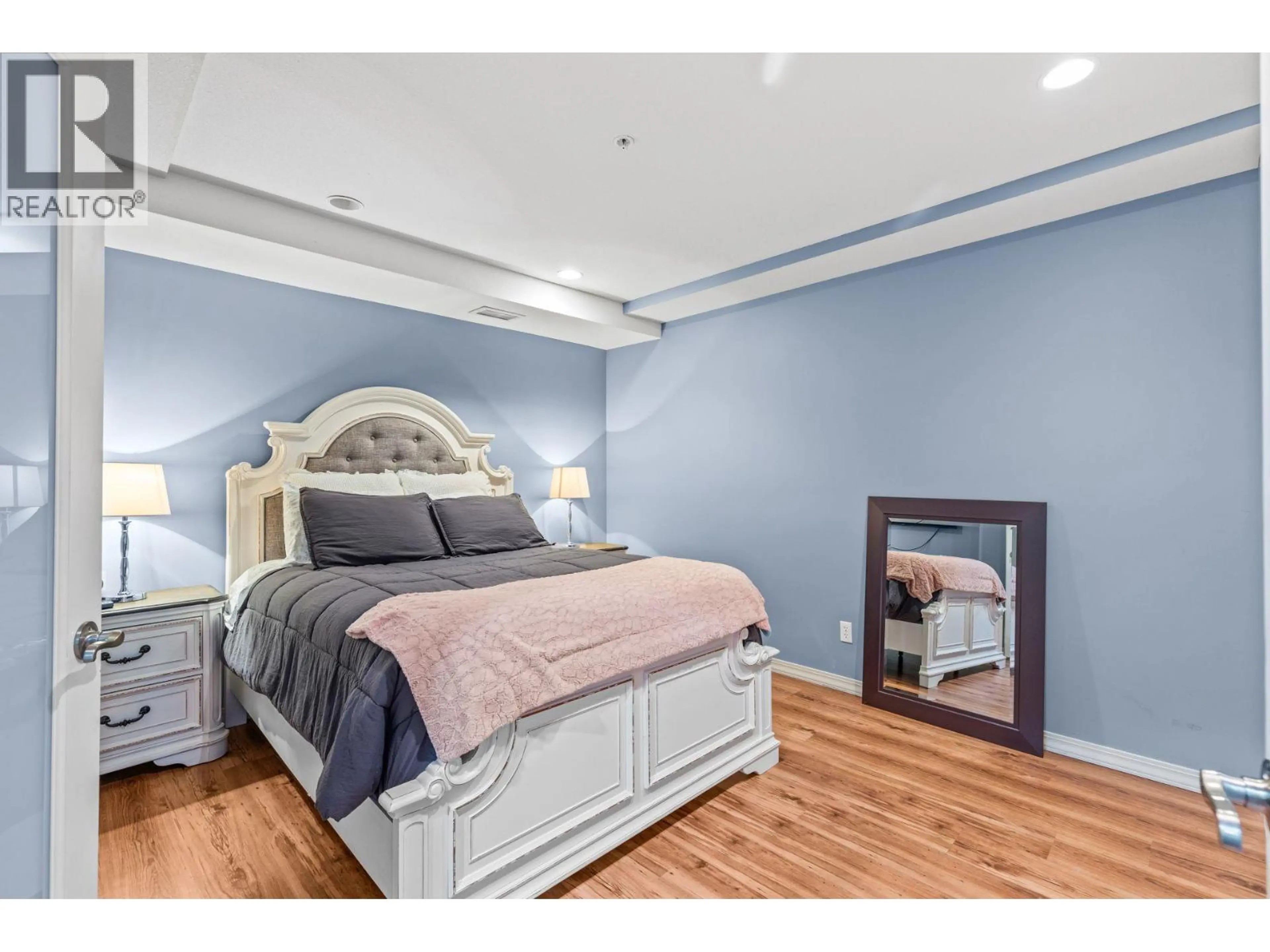 Property at #208 1088 SUNSET DRIVE, Kelowna, BC