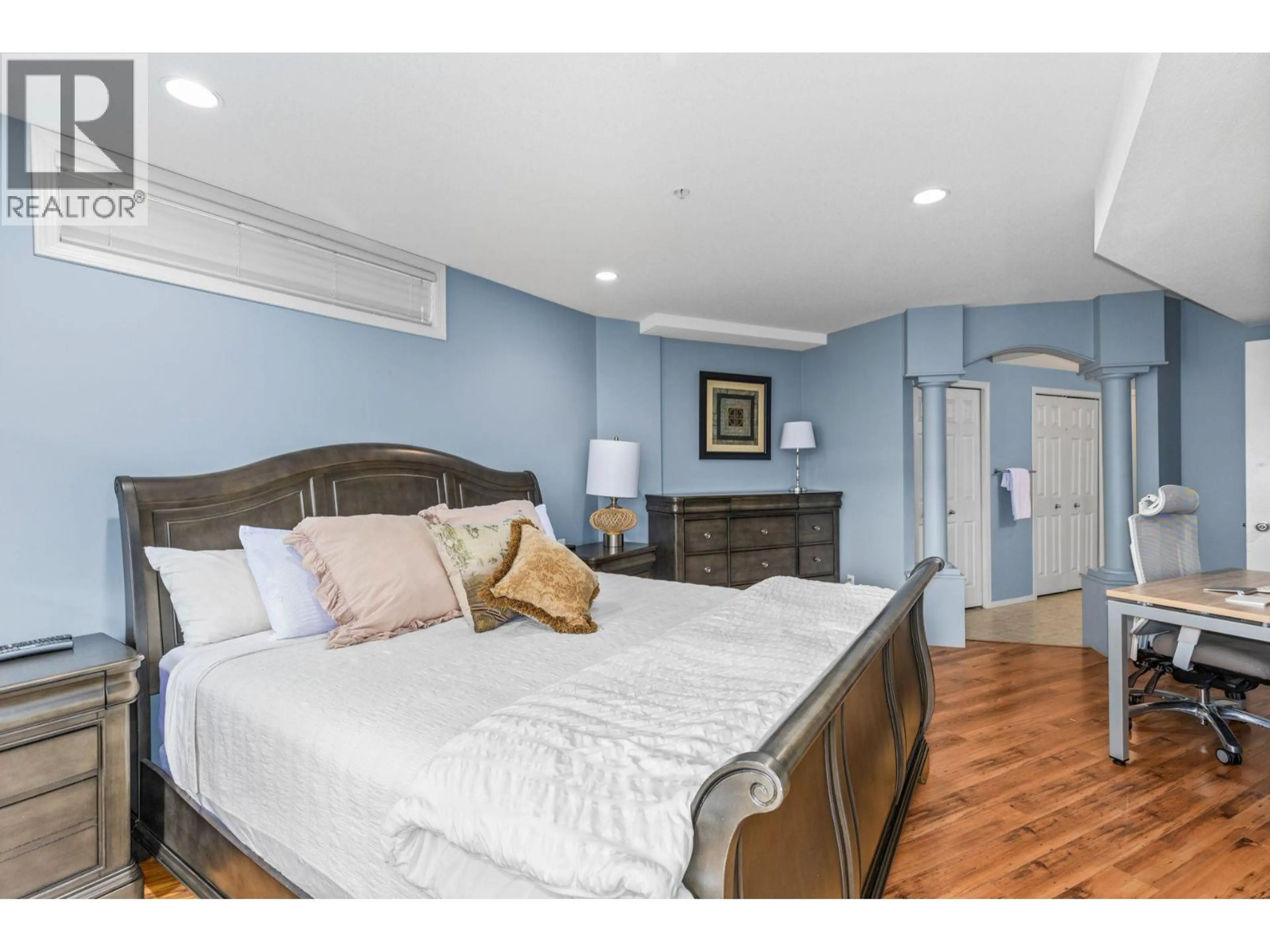 Property at #208 1088 SUNSET DRIVE, Kelowna, BC