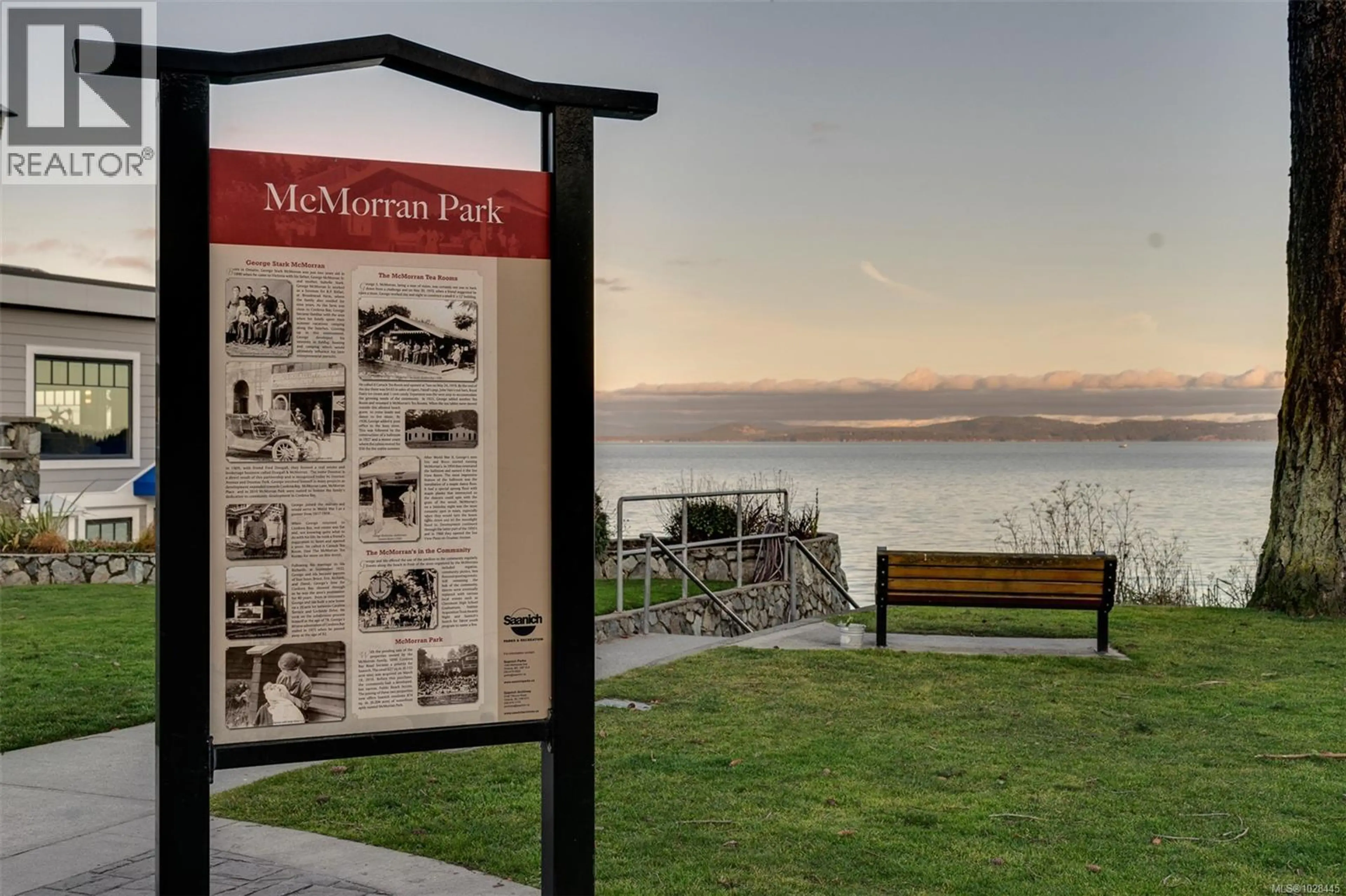 Property at 5090 CORDOVA BAY RD, Saanich, BC