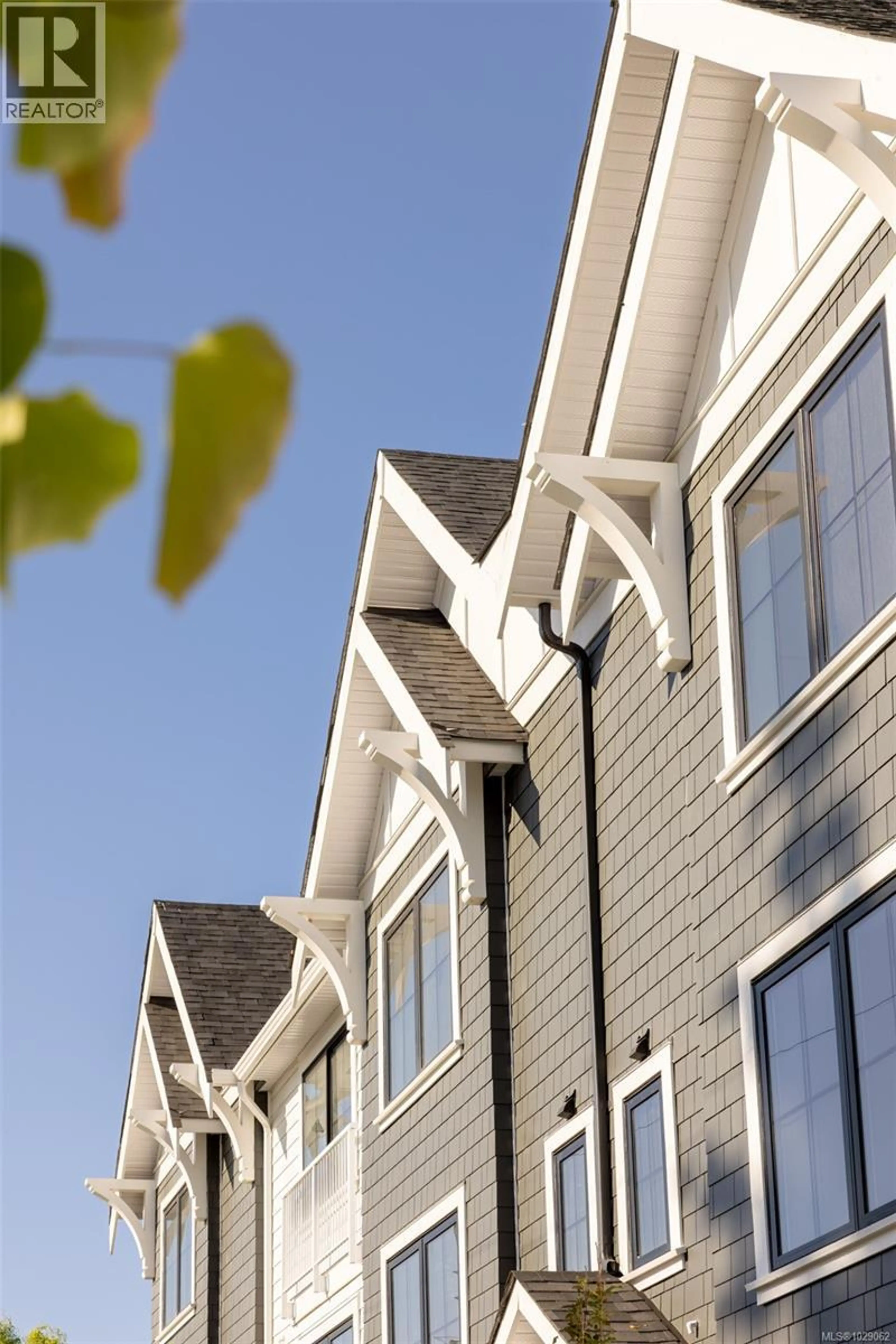 Property at #TH22 3450 WHITTIER AVE, Saanich, BC