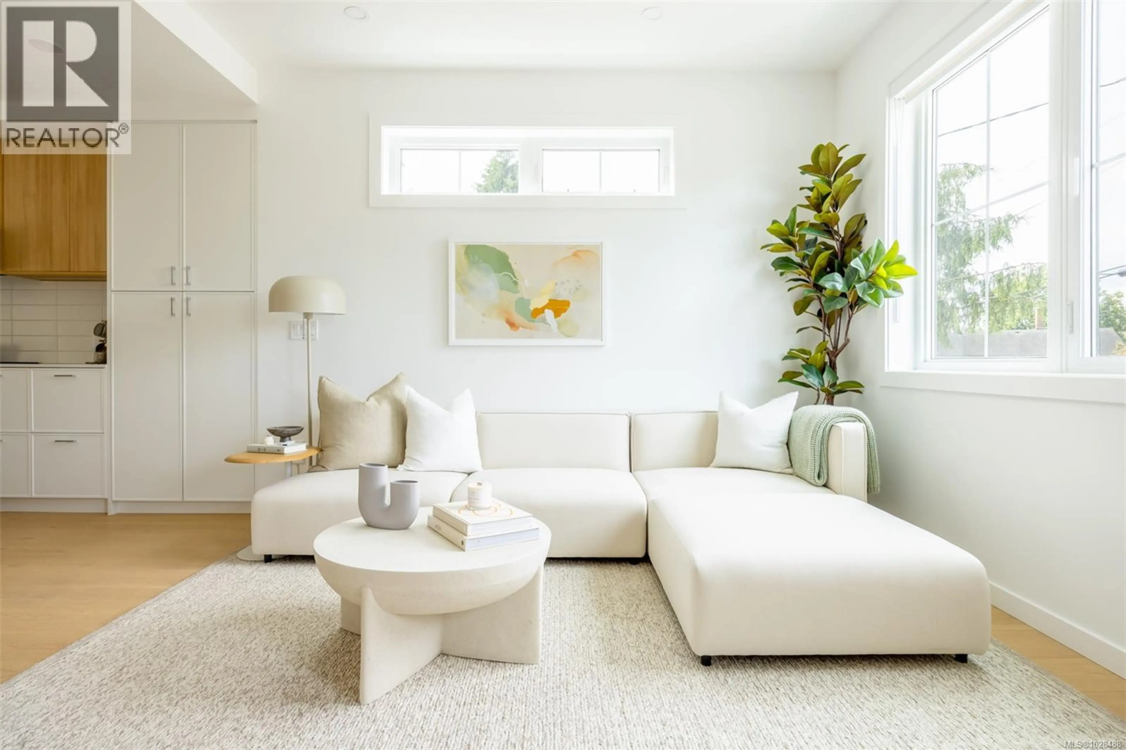 Property at #TH9 3450 WHITTIER AVE, Saanich, BC