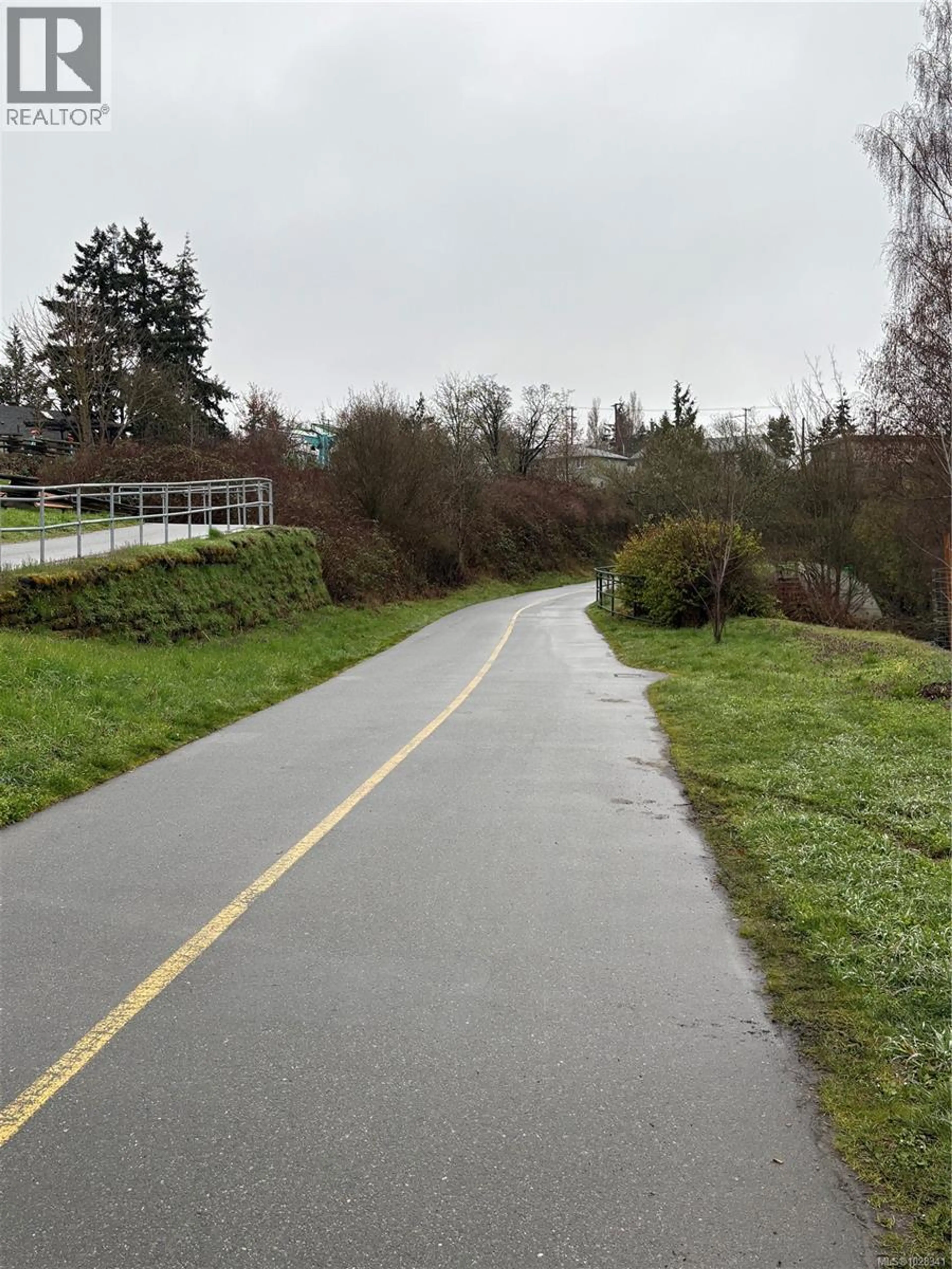 Property at 3135 WASHINGTON AVE, Victoria, BC