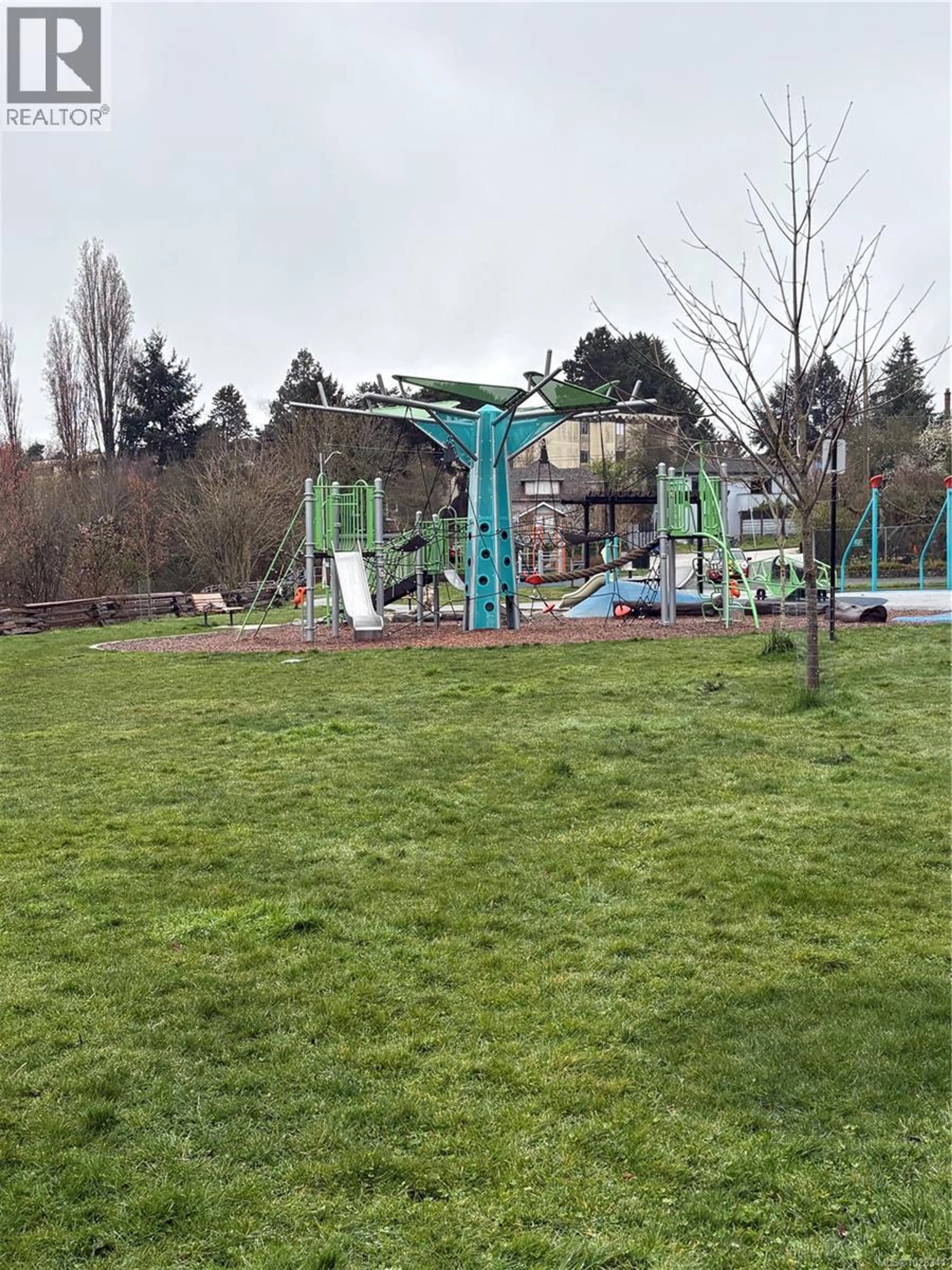 Property at 3135 WASHINGTON AVE, Victoria, BC