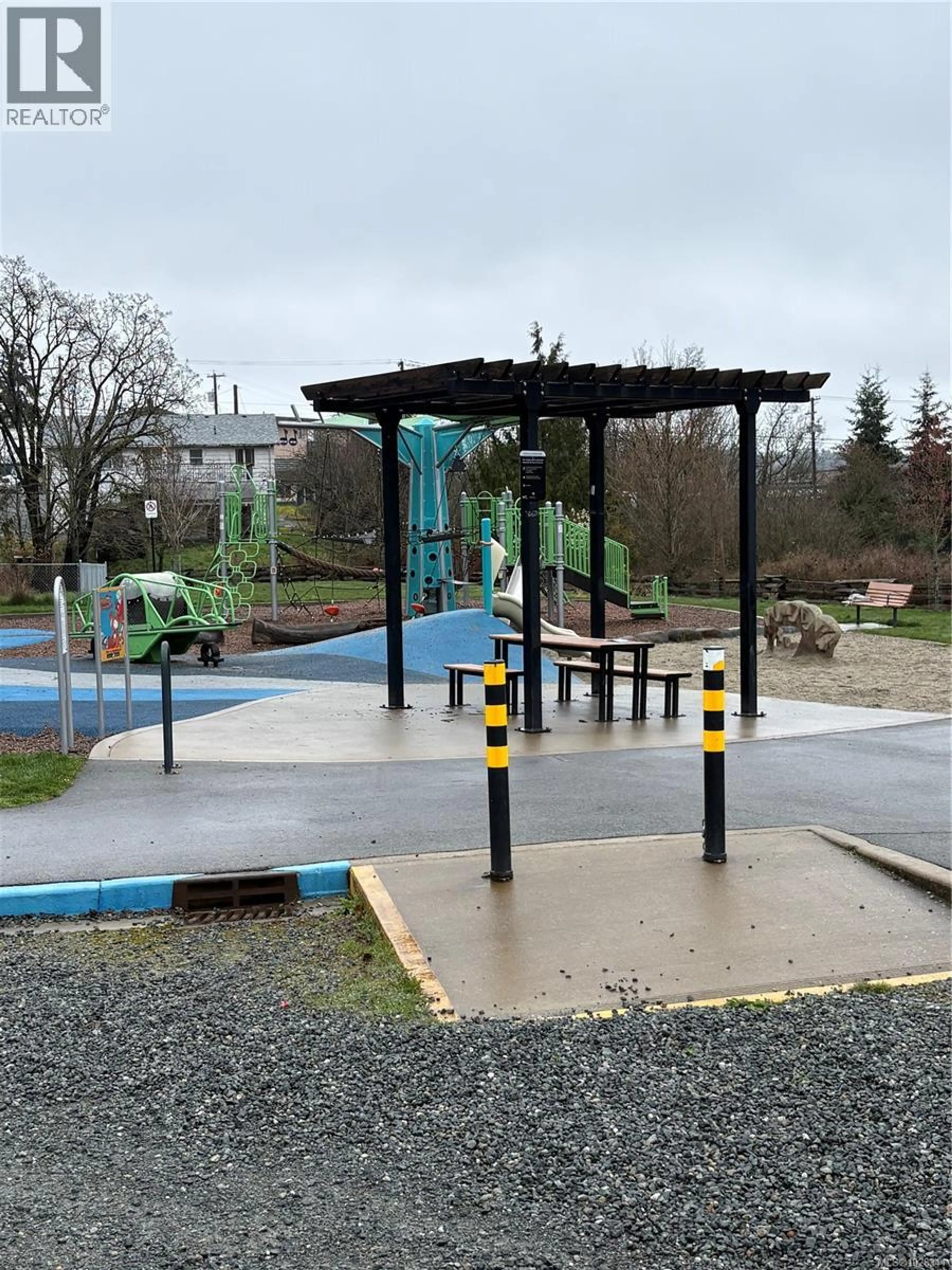 Property at 3135 WASHINGTON AVE, Victoria, BC