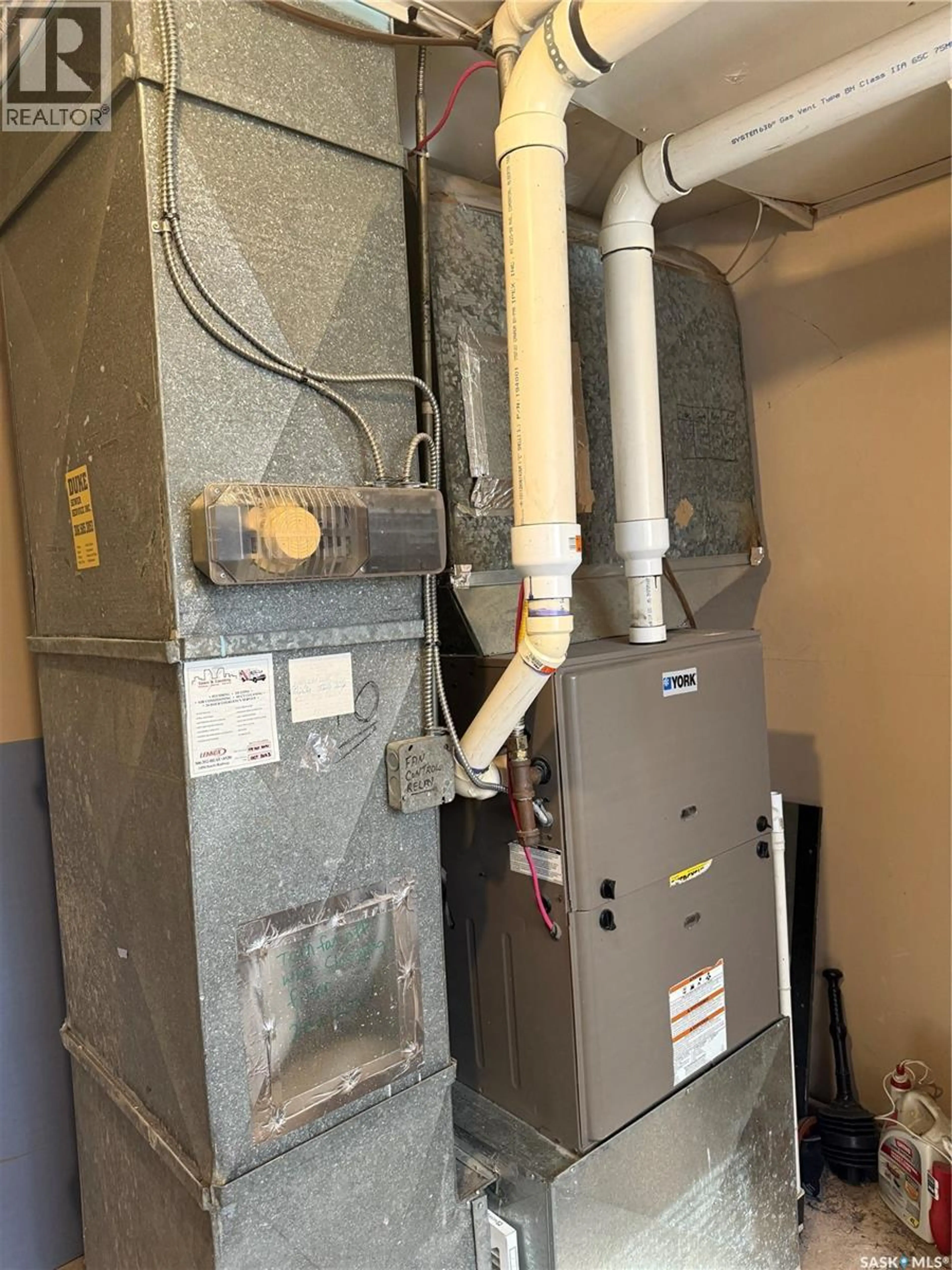 Property at 3820 RETALLACK STREET, Regina, SK