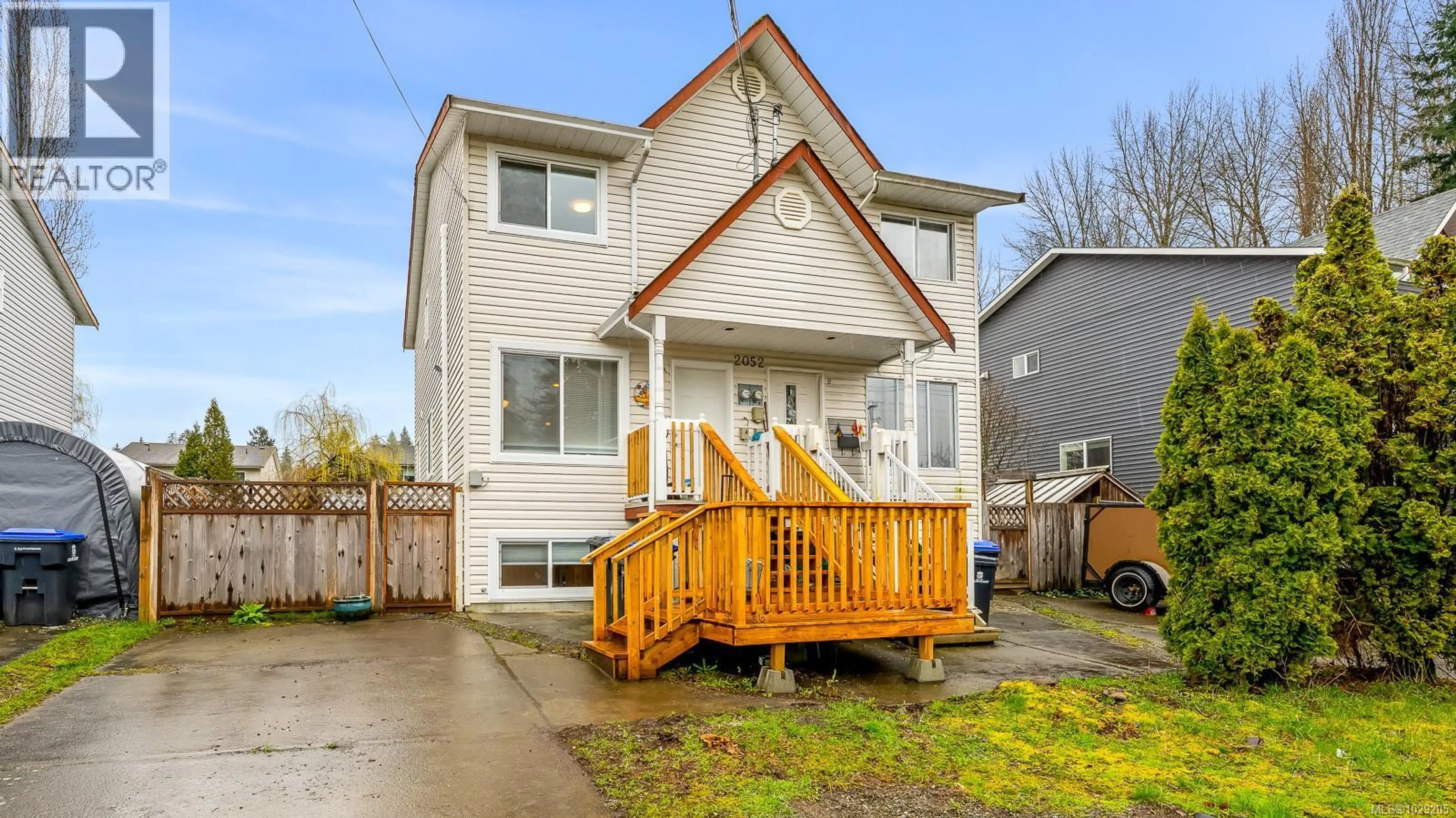 Property at #A 2052 1ST ST, Courtenay, BC