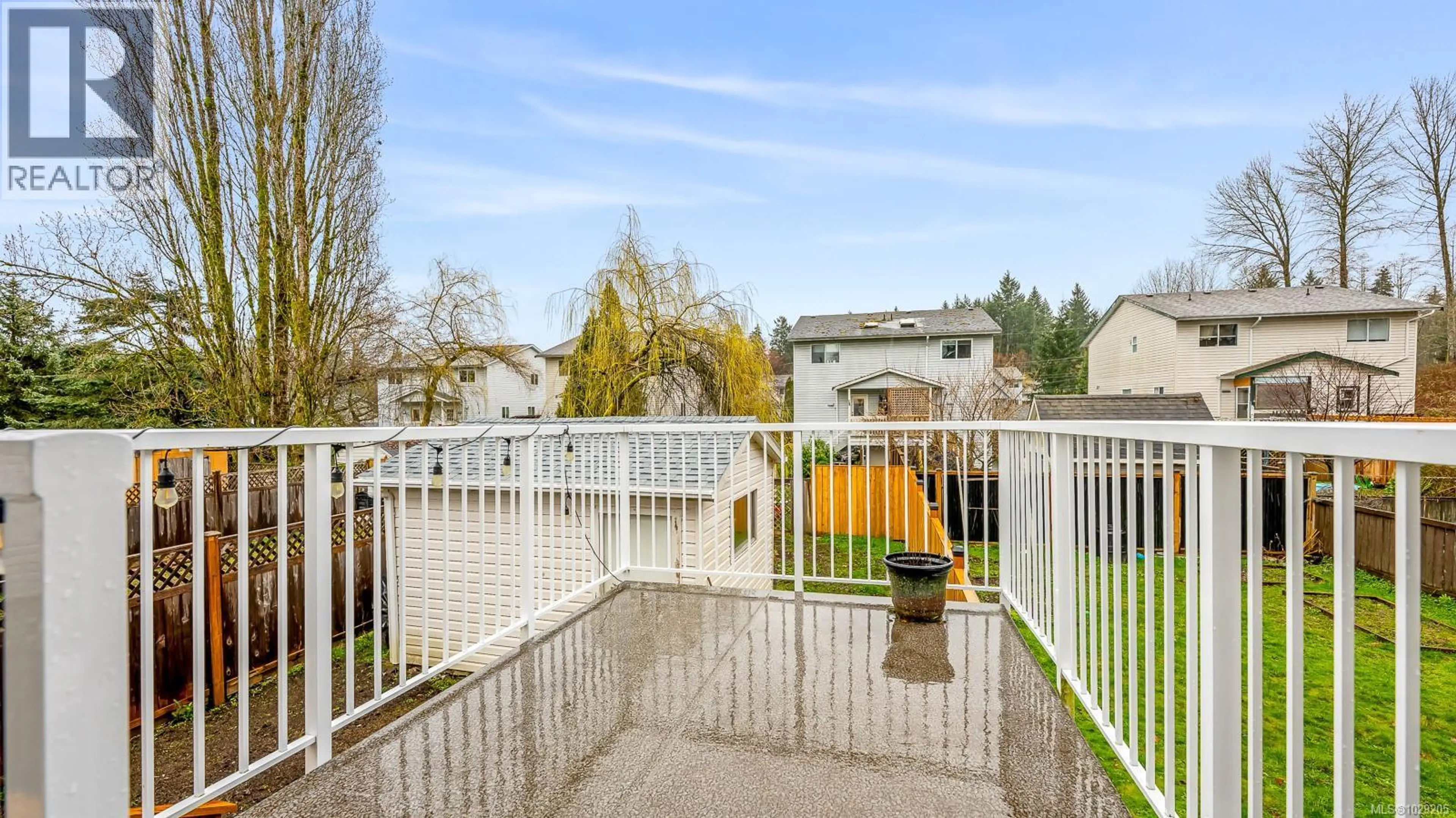 Property at #A 2052 1ST ST, Courtenay, BC