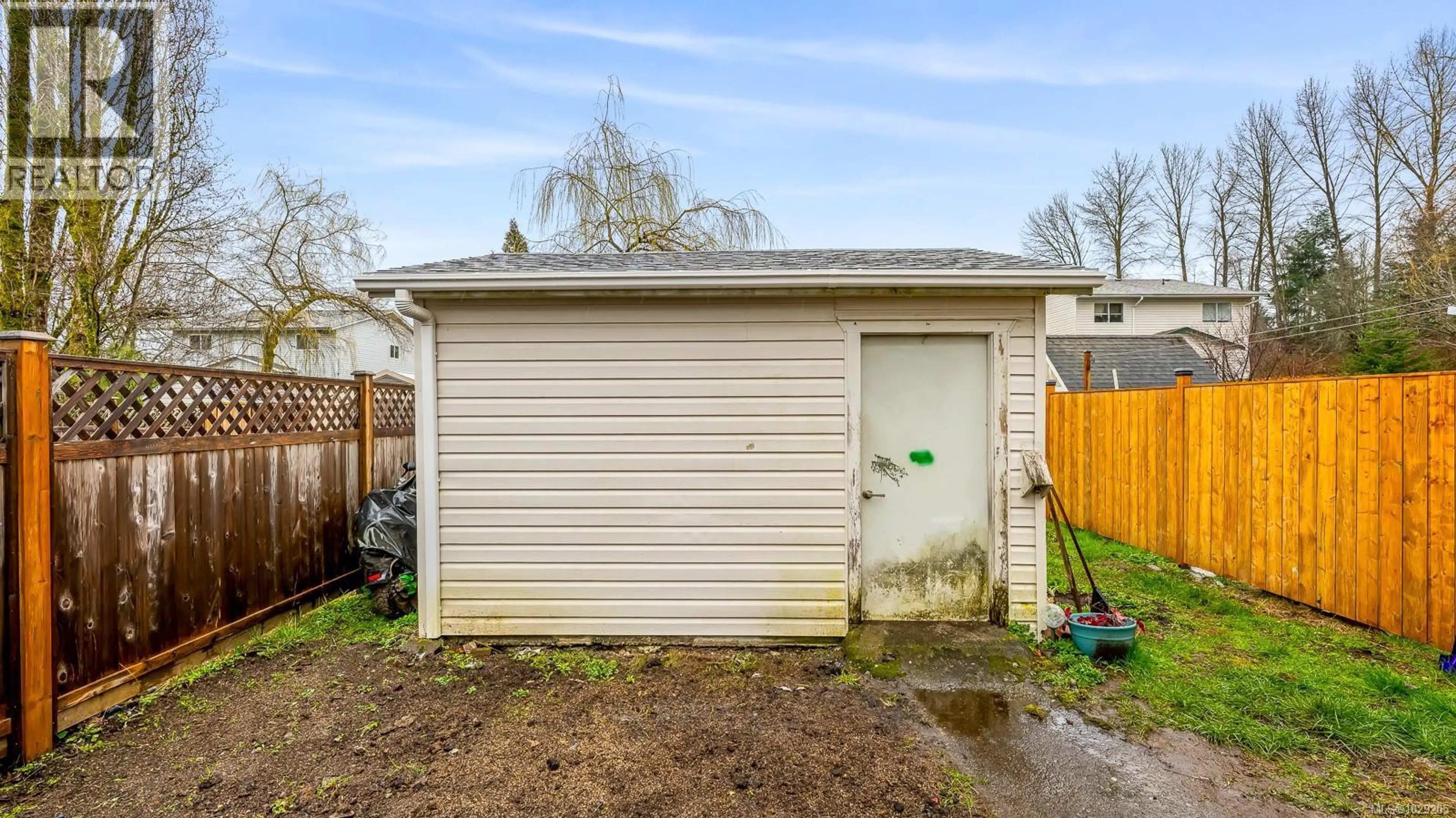 Property at #A 2052 1ST ST, Courtenay, BC