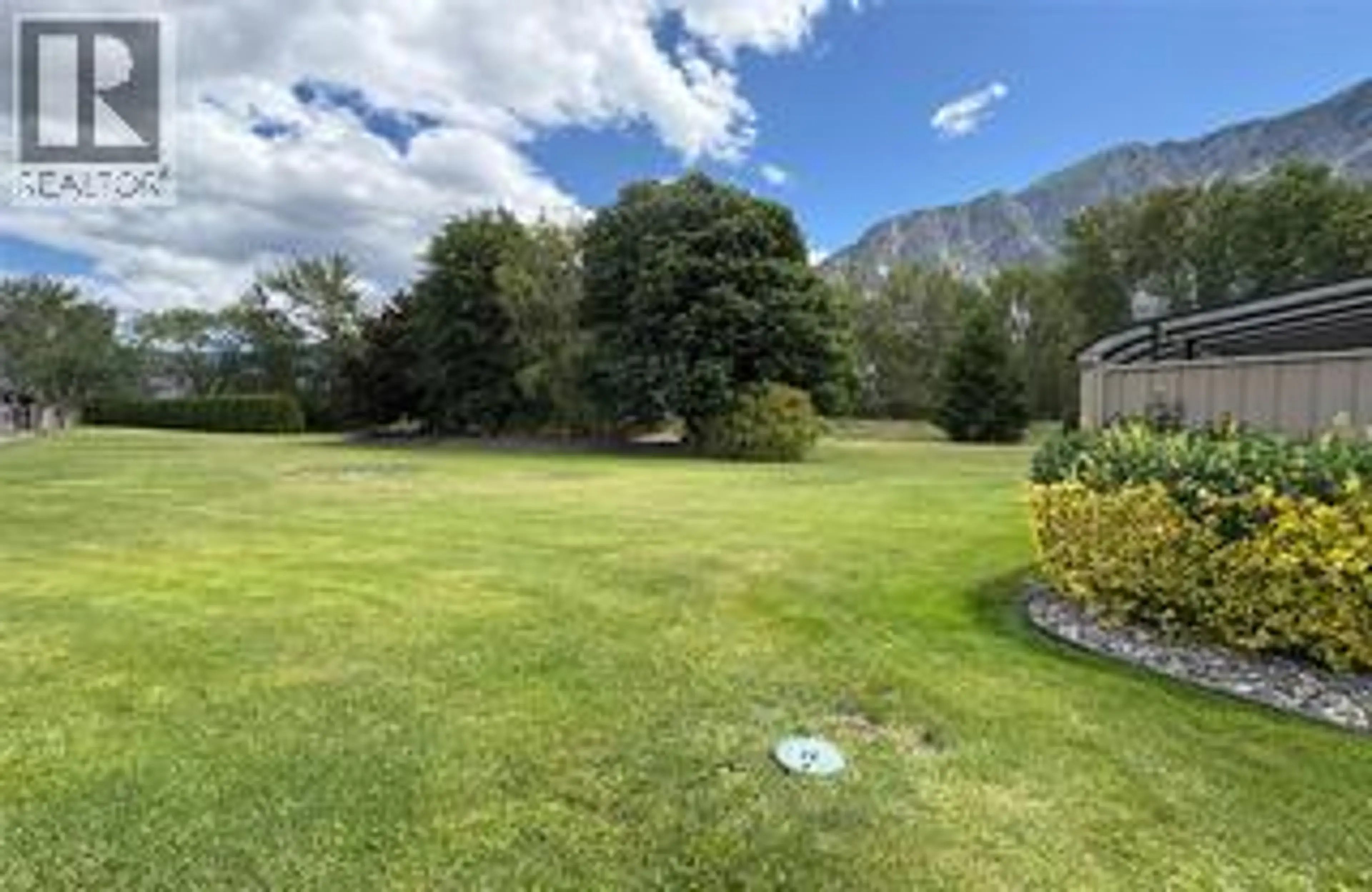 Property at #2 815 11TH AVENUE, Keremeos, BC