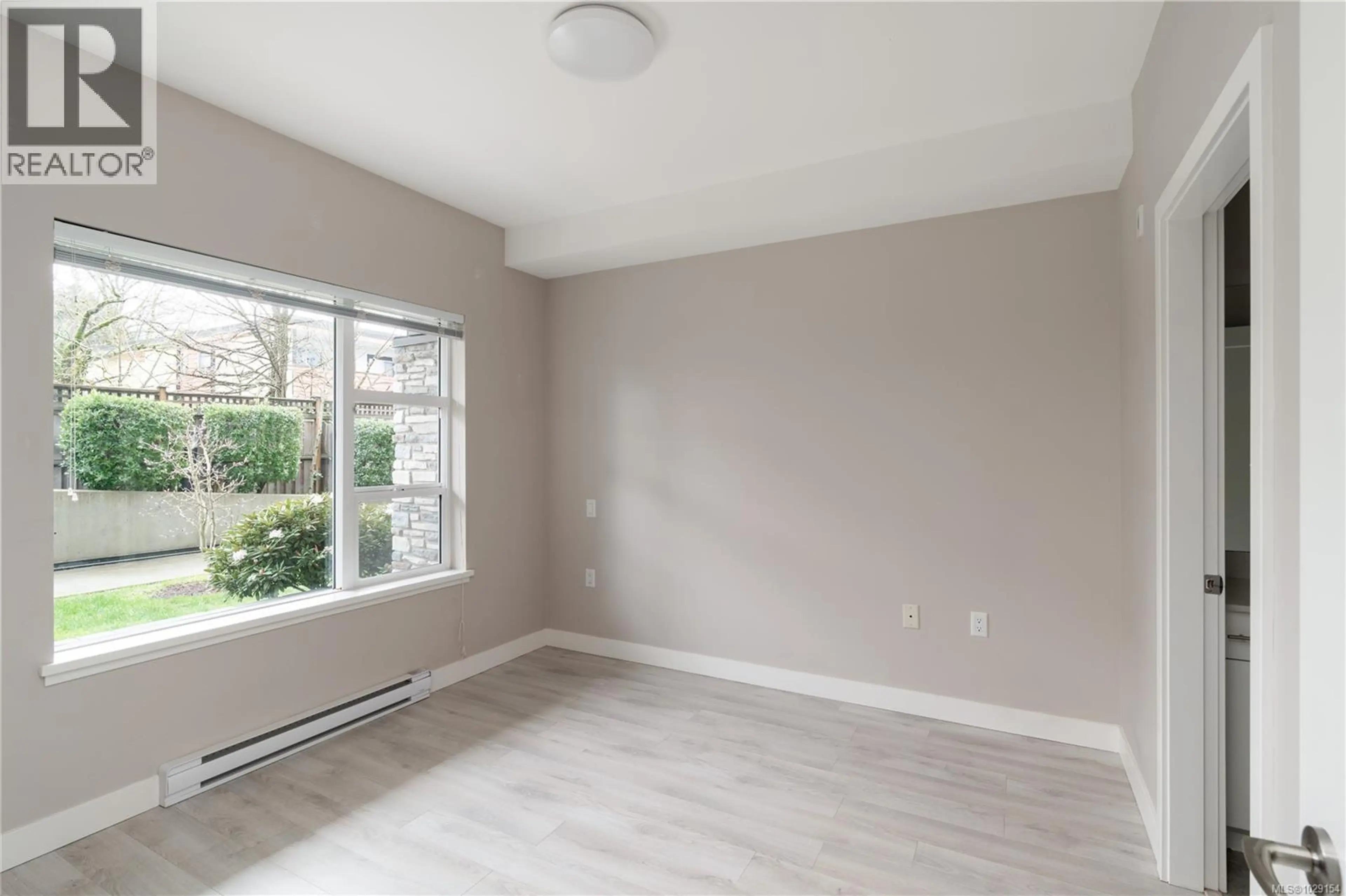 Property at #106 1020 INVERNESS RD, Saanich, BC