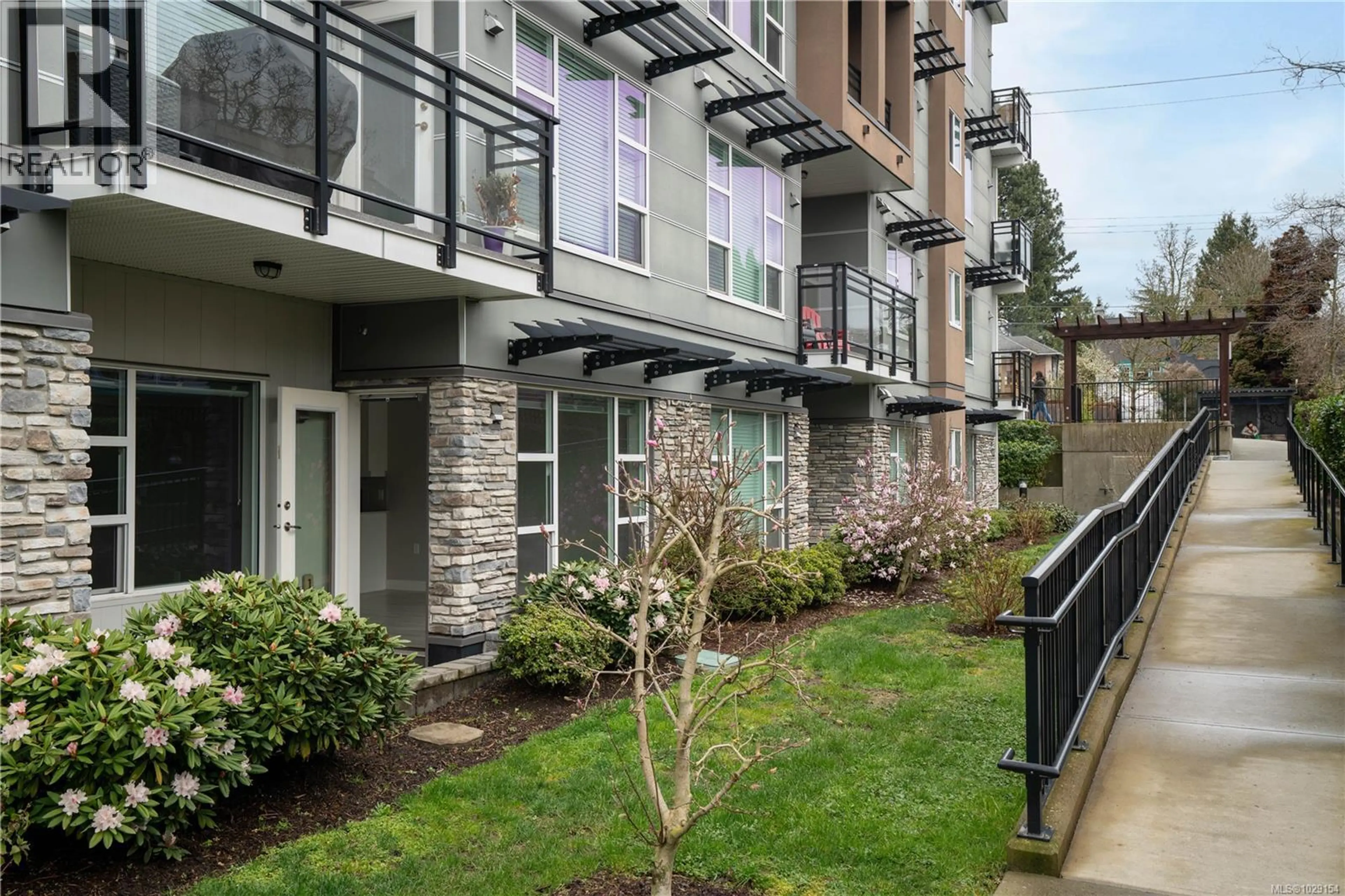 Property at #106 1020 INVERNESS RD, Saanich, BC